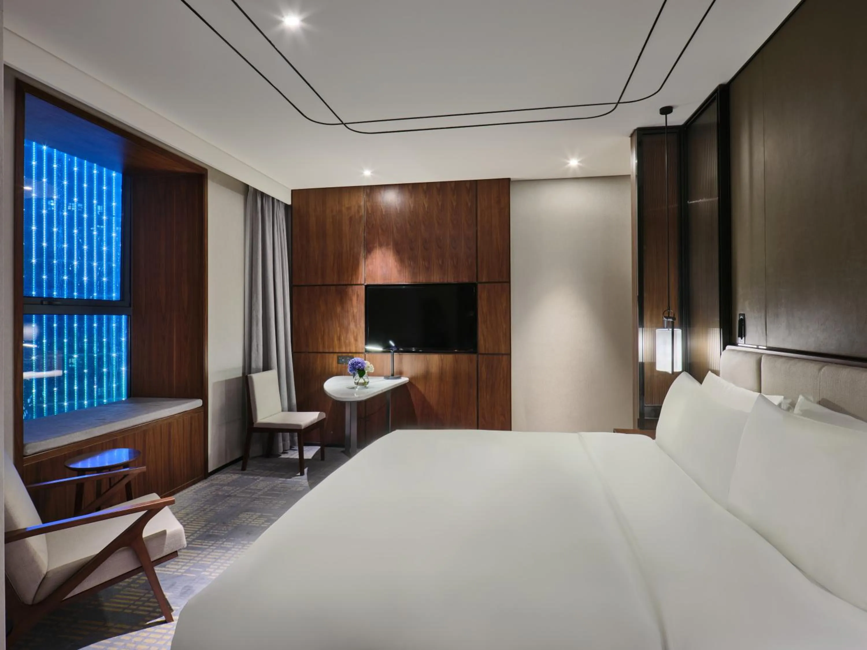 Bed in Crowne Plaza Wuhan Development Zone by IHG