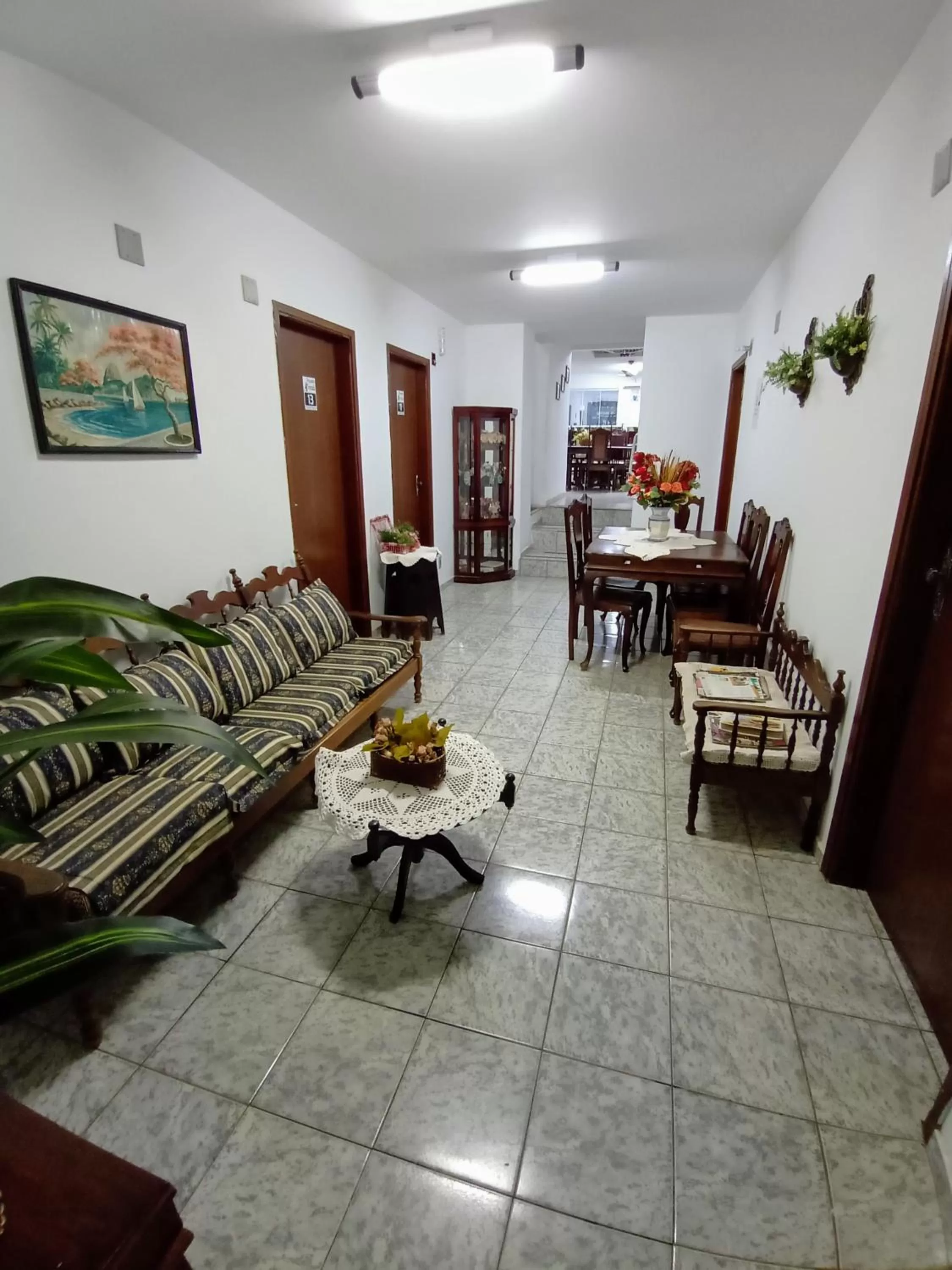 Living room in Pousada Alvorada Brotas - e agendamento das atividades turísticas