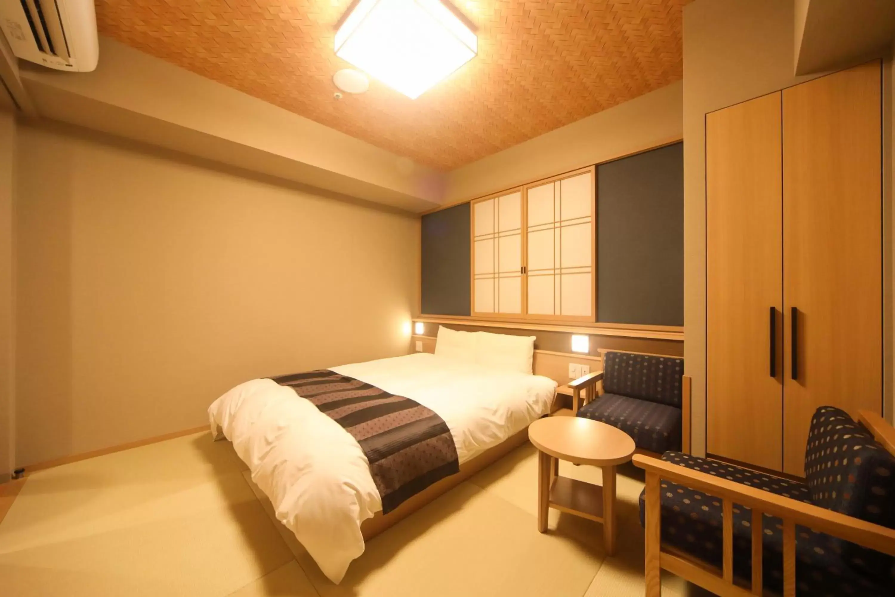 King Room with Tatami Floor in Onyado Nono Namba Natural Hot Spring King Room with Tatami Floor in Onyado Nono Namba Natural Hot Spring