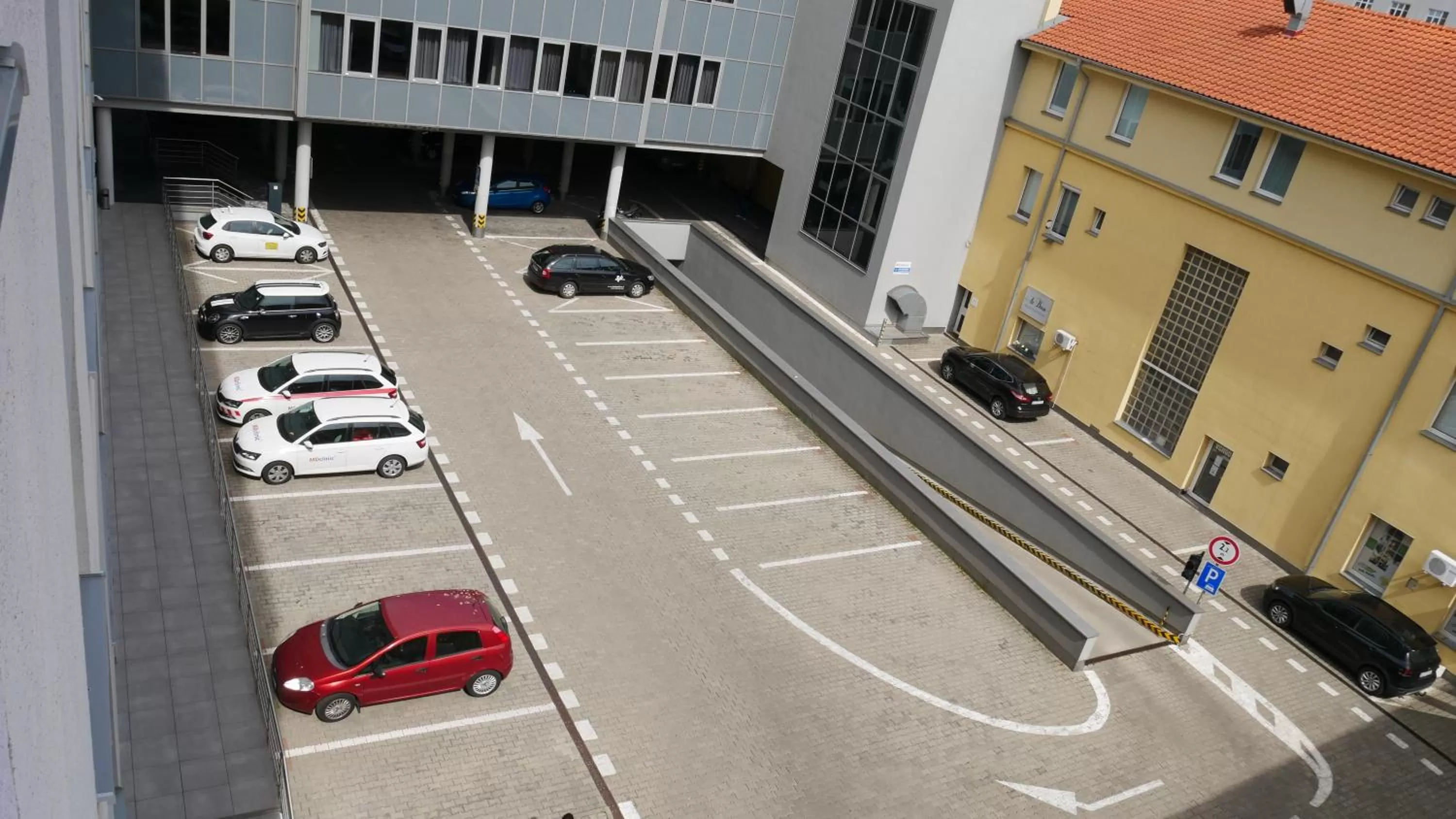 Parking in Hotel Saffron