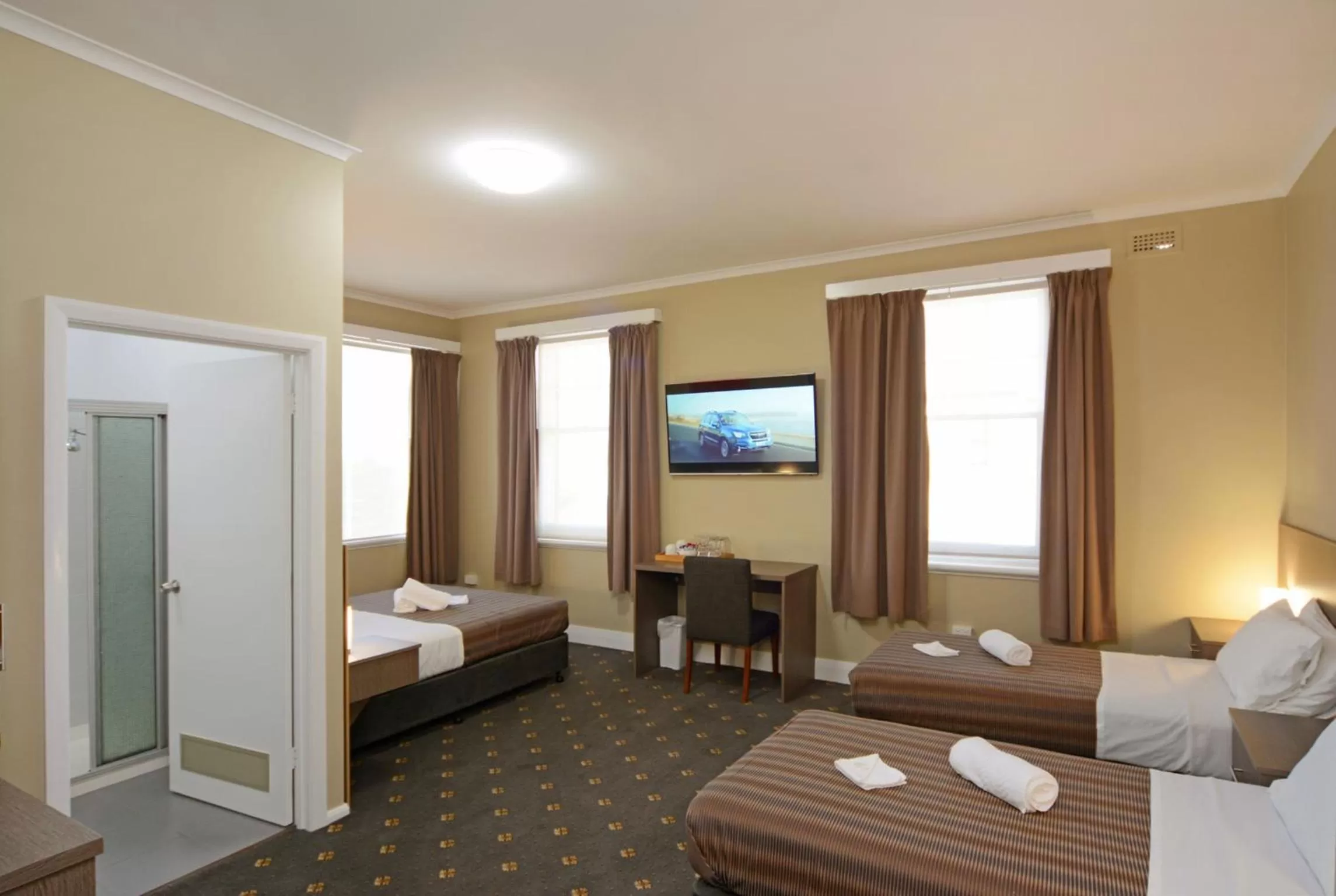 Photo of the whole room, Bed in The Formby Hotel