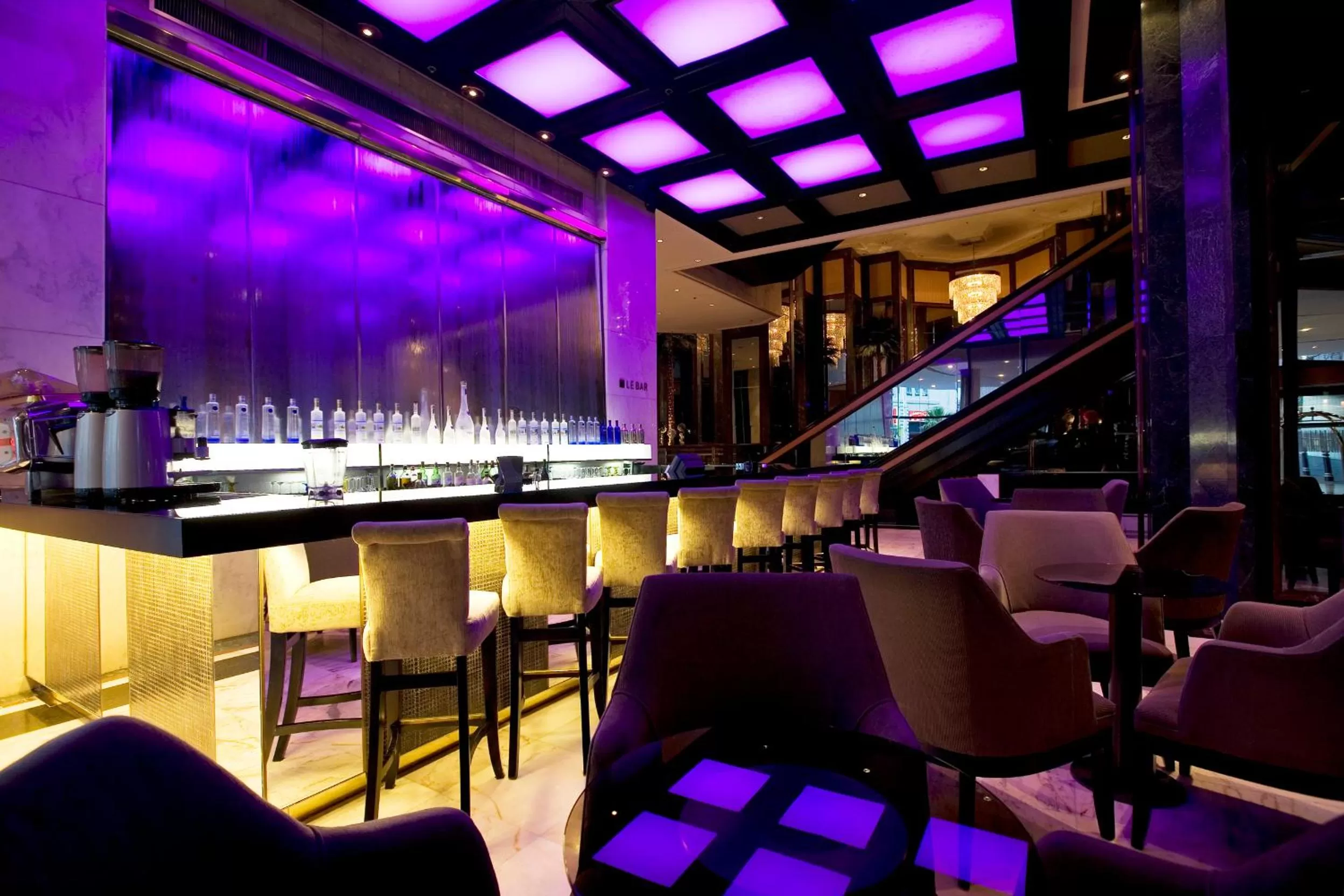 Lounge or bar in Southern Sun Cape Sun