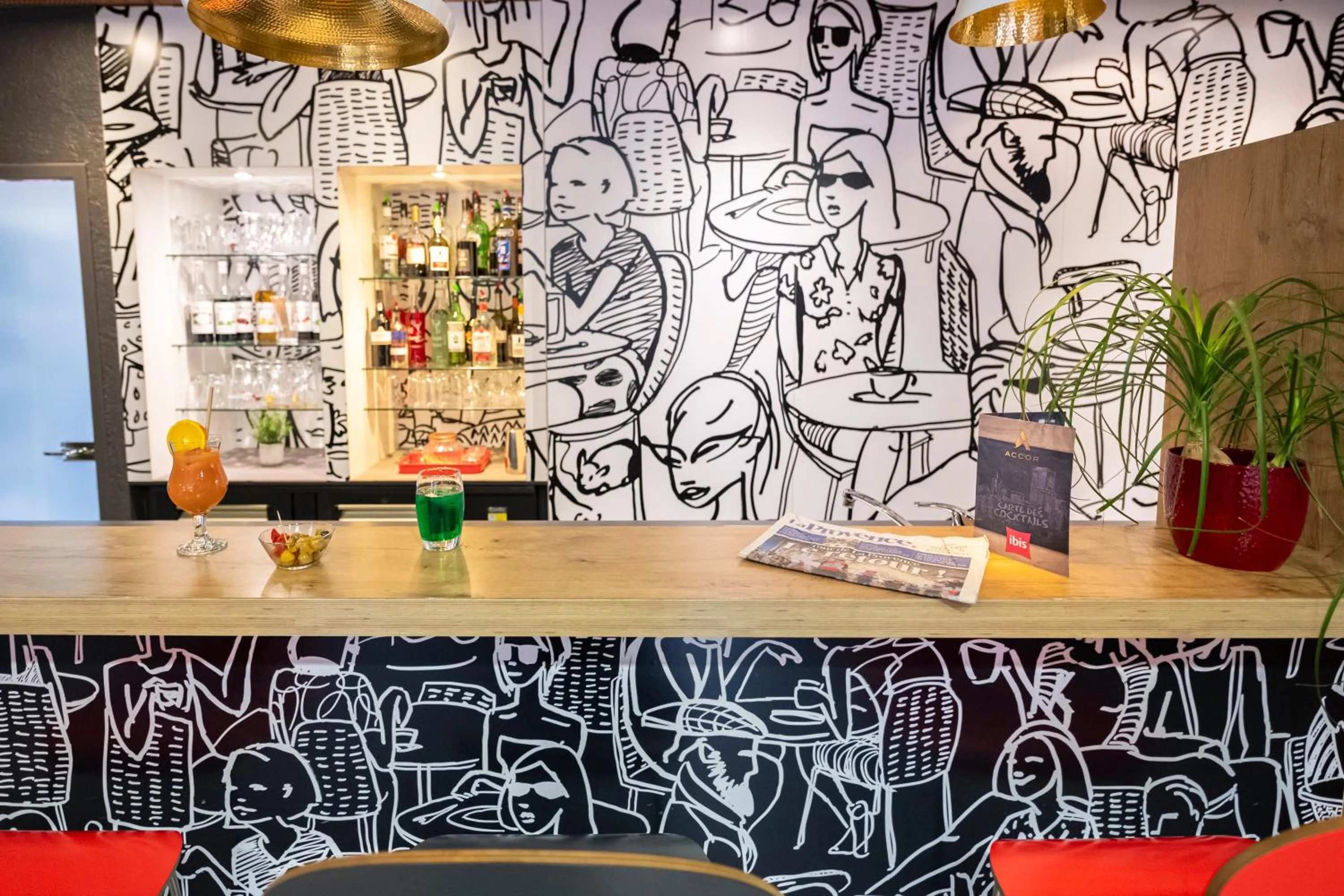 Lounge or bar in ibis Avignon Centre Pont De L'Europe