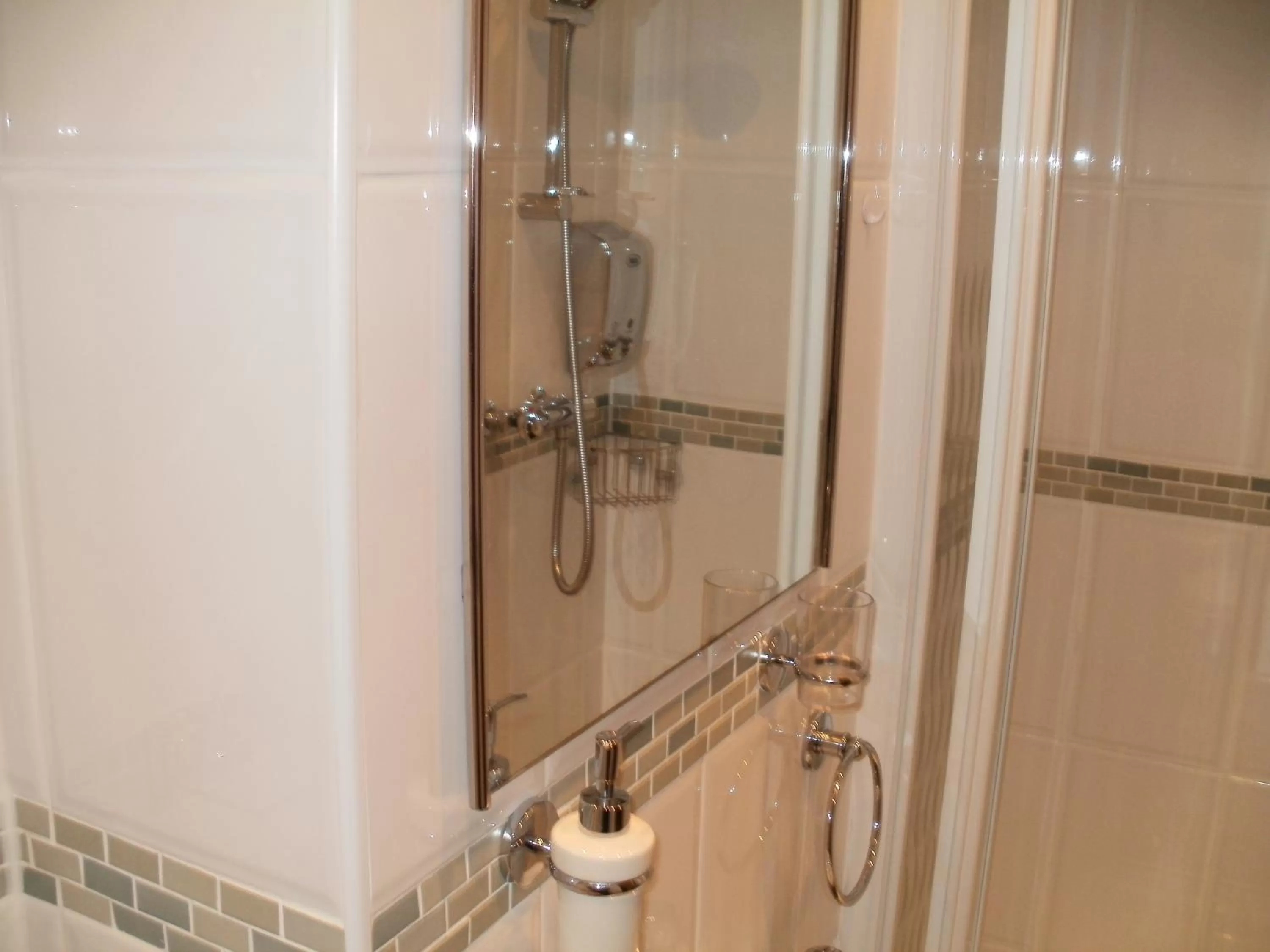 Bathroom in Chiverton House Guest Accommodation