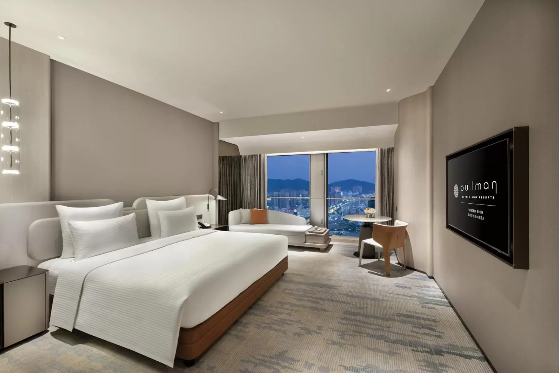 Bed in Pullman Shenzhen North