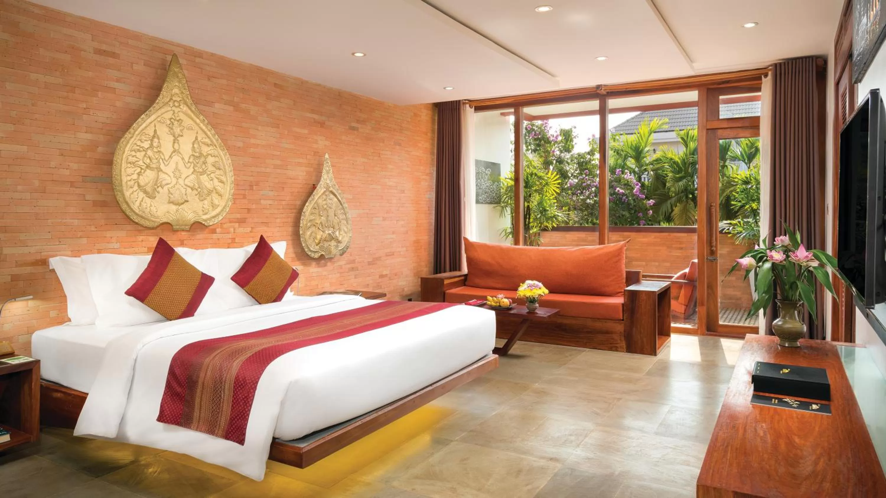 TV and multimedia, Bed in Golden Temple Residence