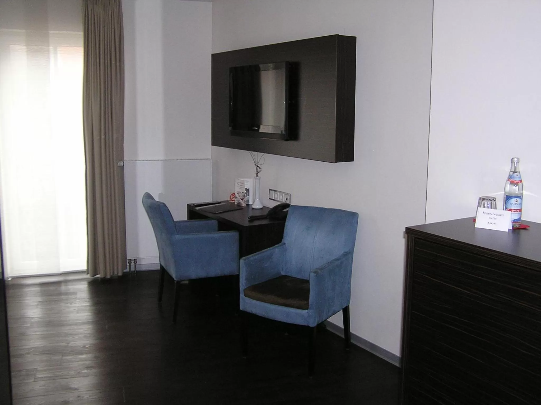 Bedroom in Hotel zur Promenade