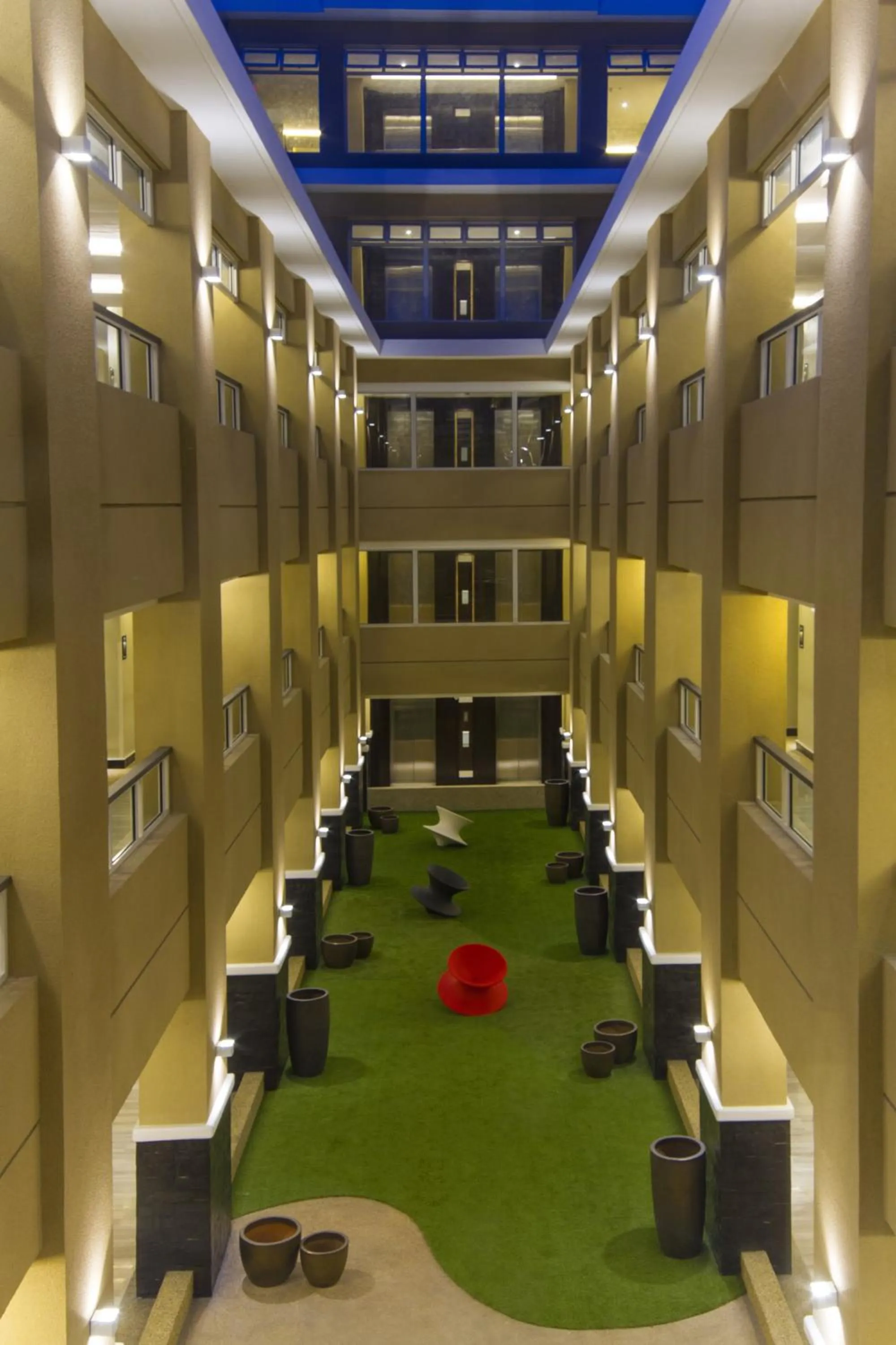 Communal lounge/ TV room in BE Grand Resort, Bohol