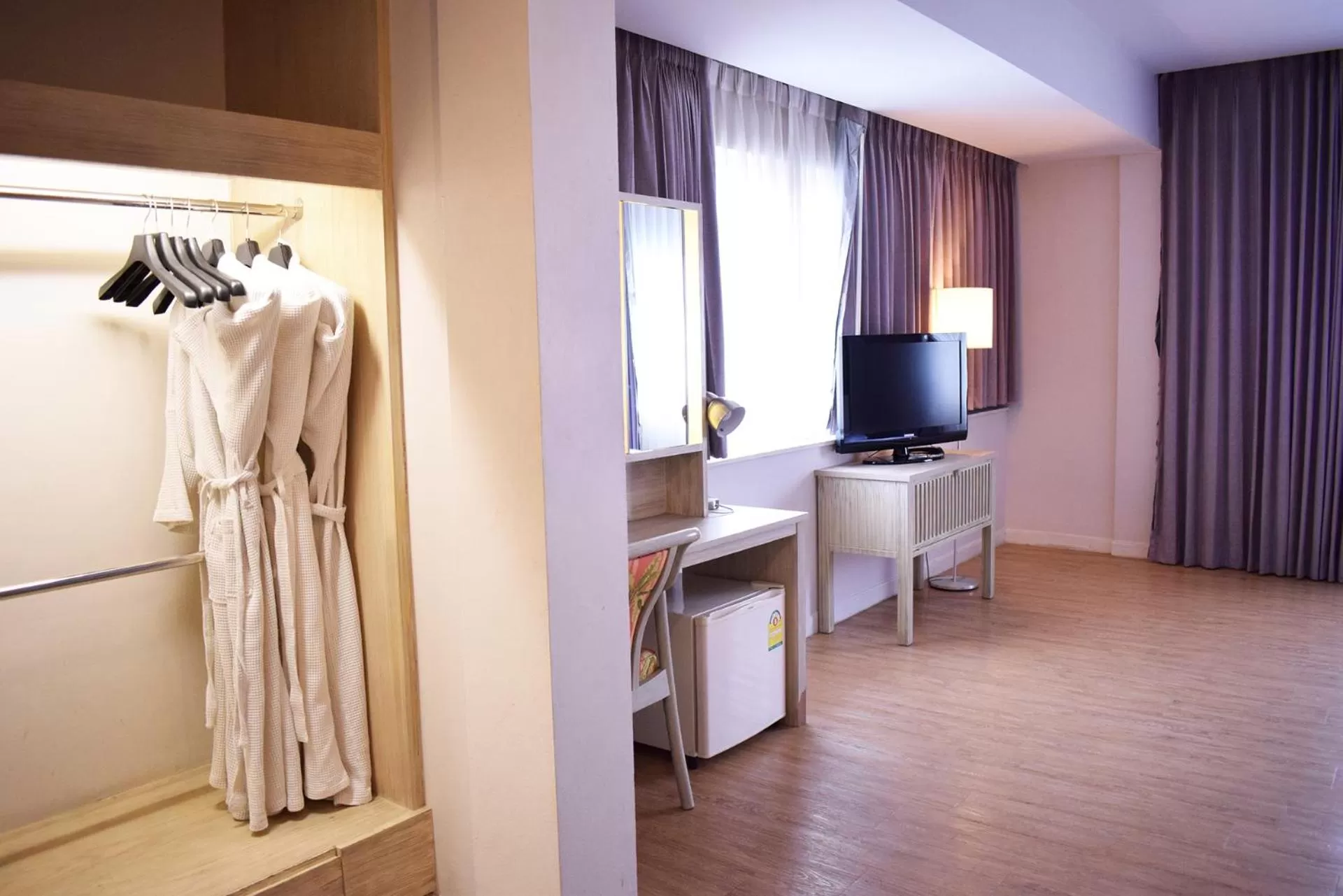 Trang Hotel Bangkok - SHA Plus