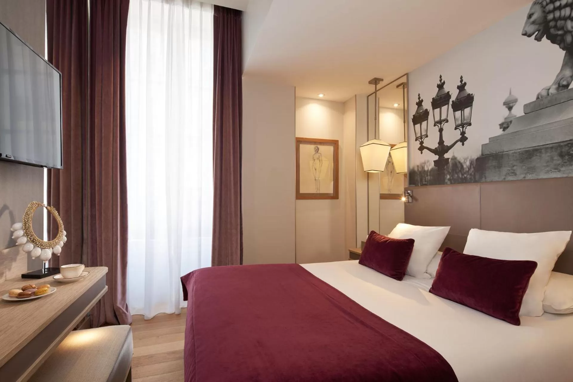 Photo of the whole room, Bed in Hotel La Lanterne & Spa By Timhotel