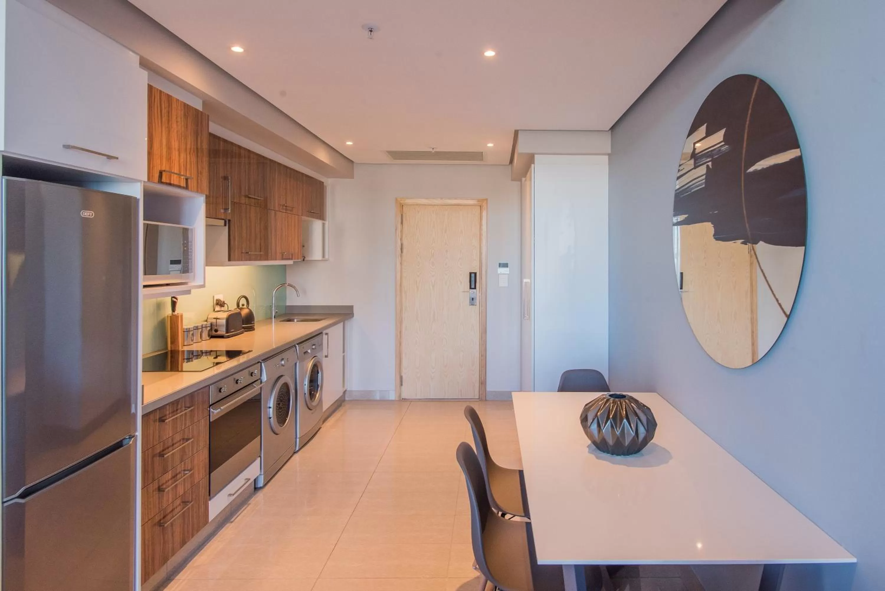 Kitchen or kitchenette in The Capital Pearls Hotel