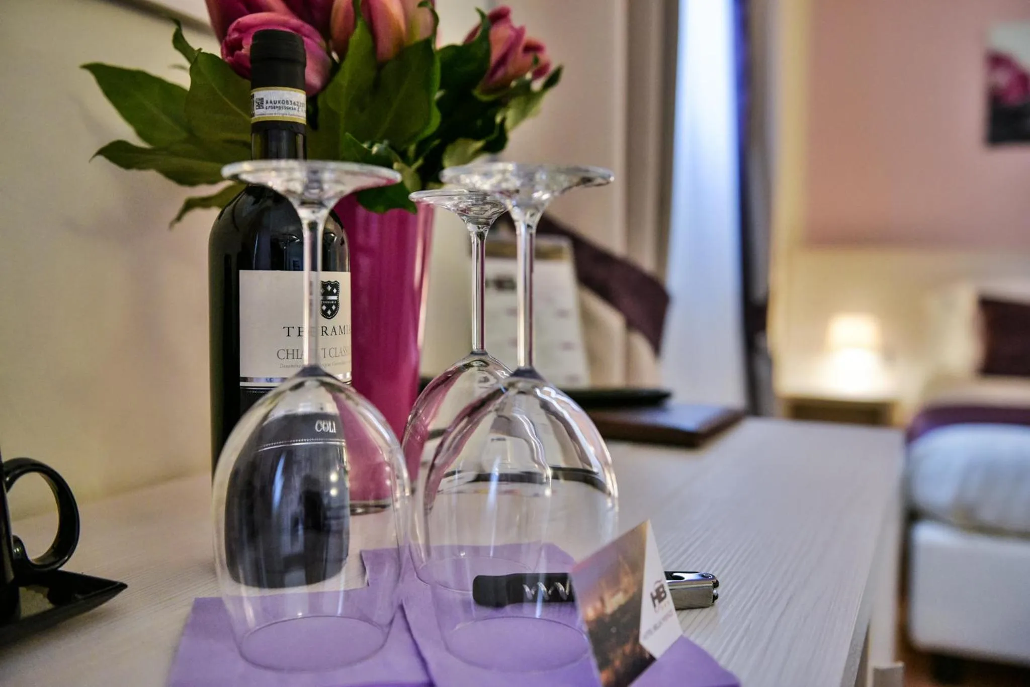 Decorative detail, Bed in Hotel Bella Firenze