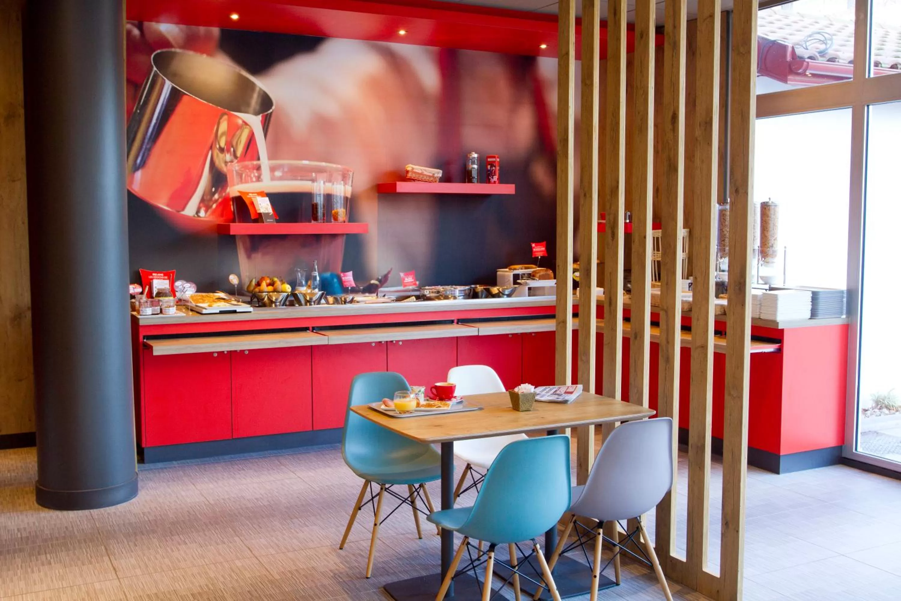 Restaurant/places to eat in ibis Bayonne Centre