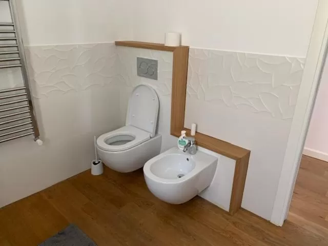 Toilet, Bathroom in Le Stanze del Brigante