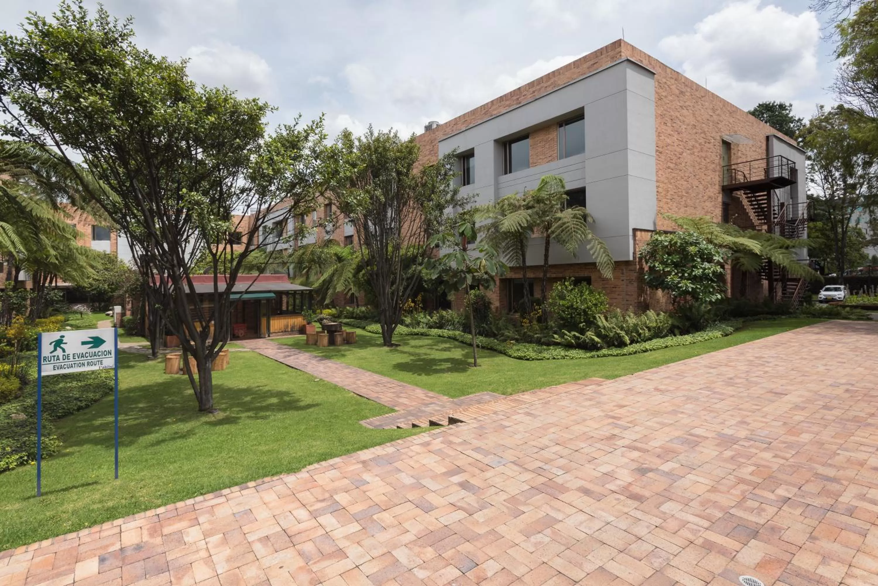 Garden view in Hotel Habitel Select