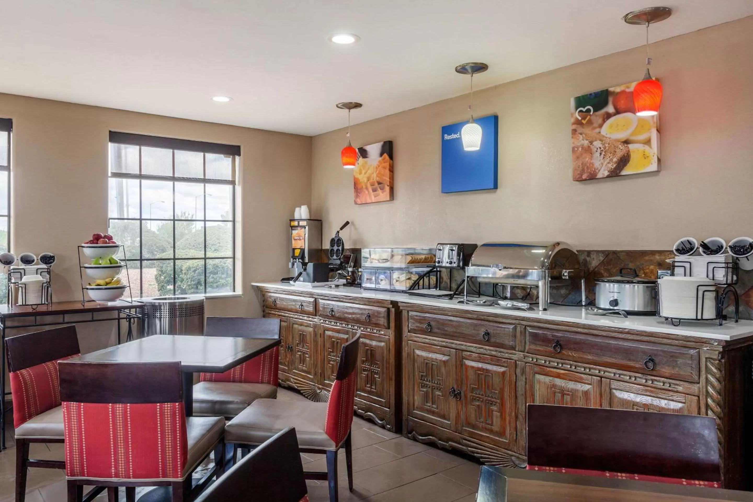 Restaurant/places to eat in Comfort Inn Santa Fe