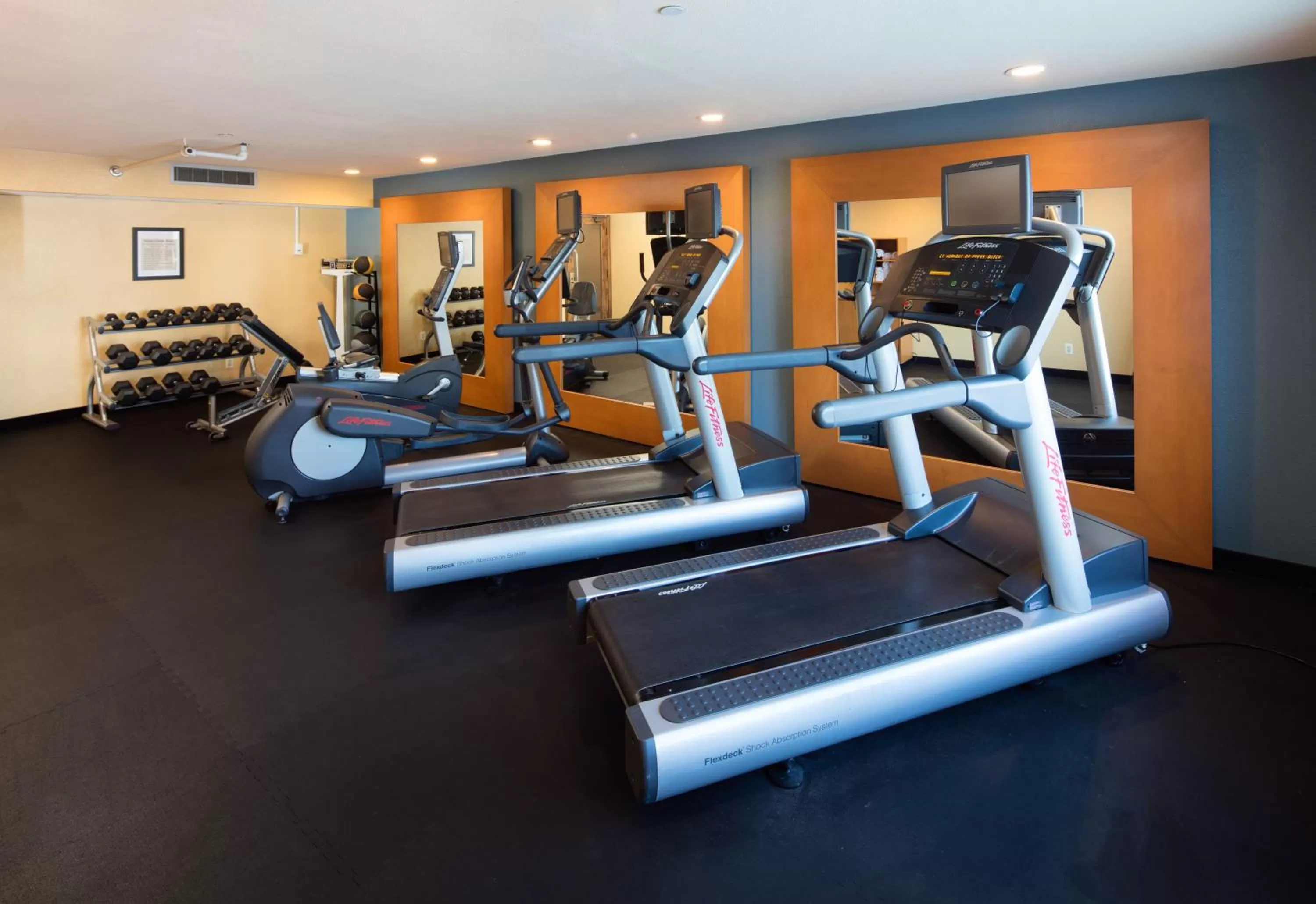 Fitness centre/facilities in Red Lion Hotel Eureka
