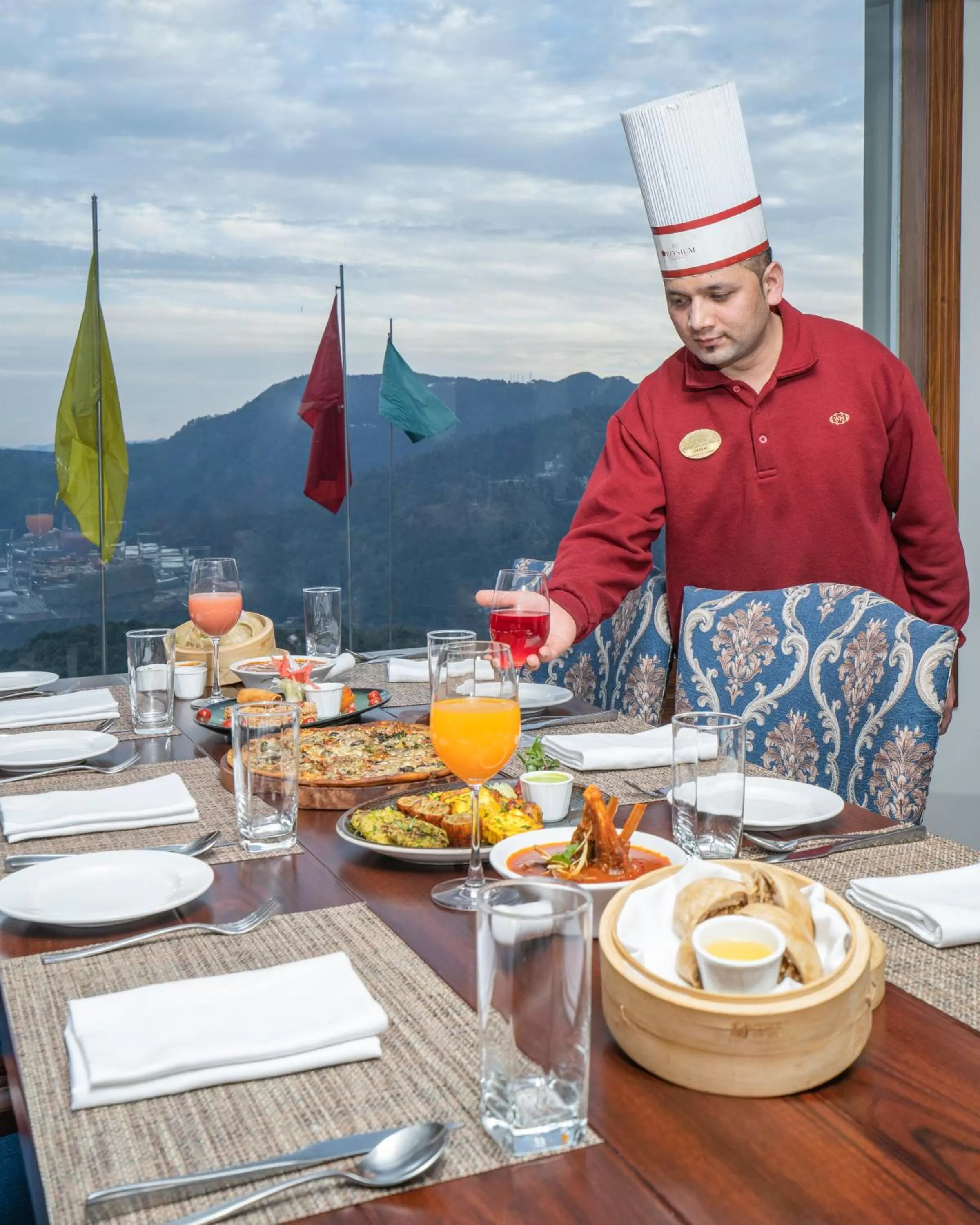 Restaurant/places to eat in WelcomHeritage Elysium Resort & Spa