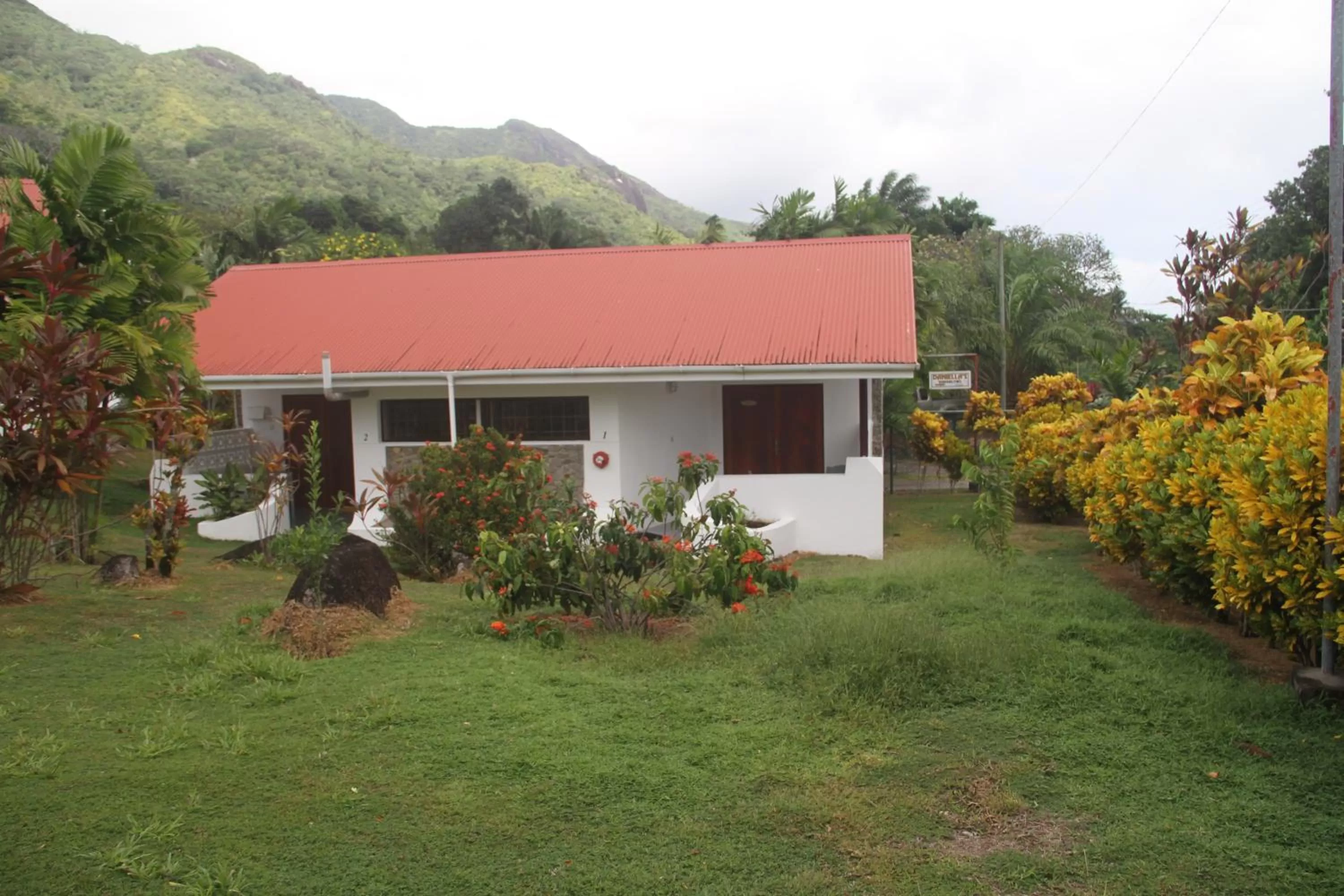 Property Building in Daniella's Bungalows