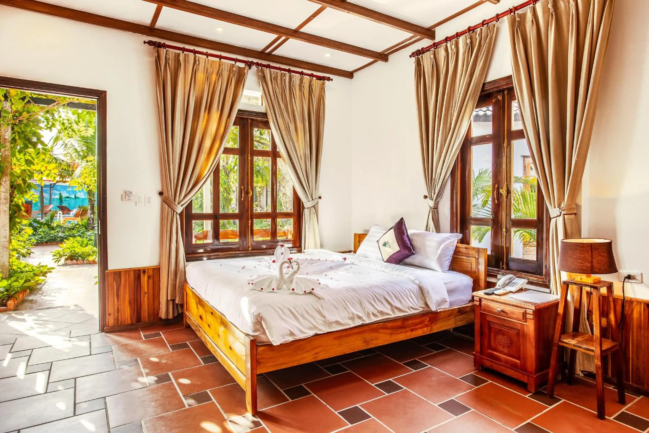 Bed in Palm Hills Resort