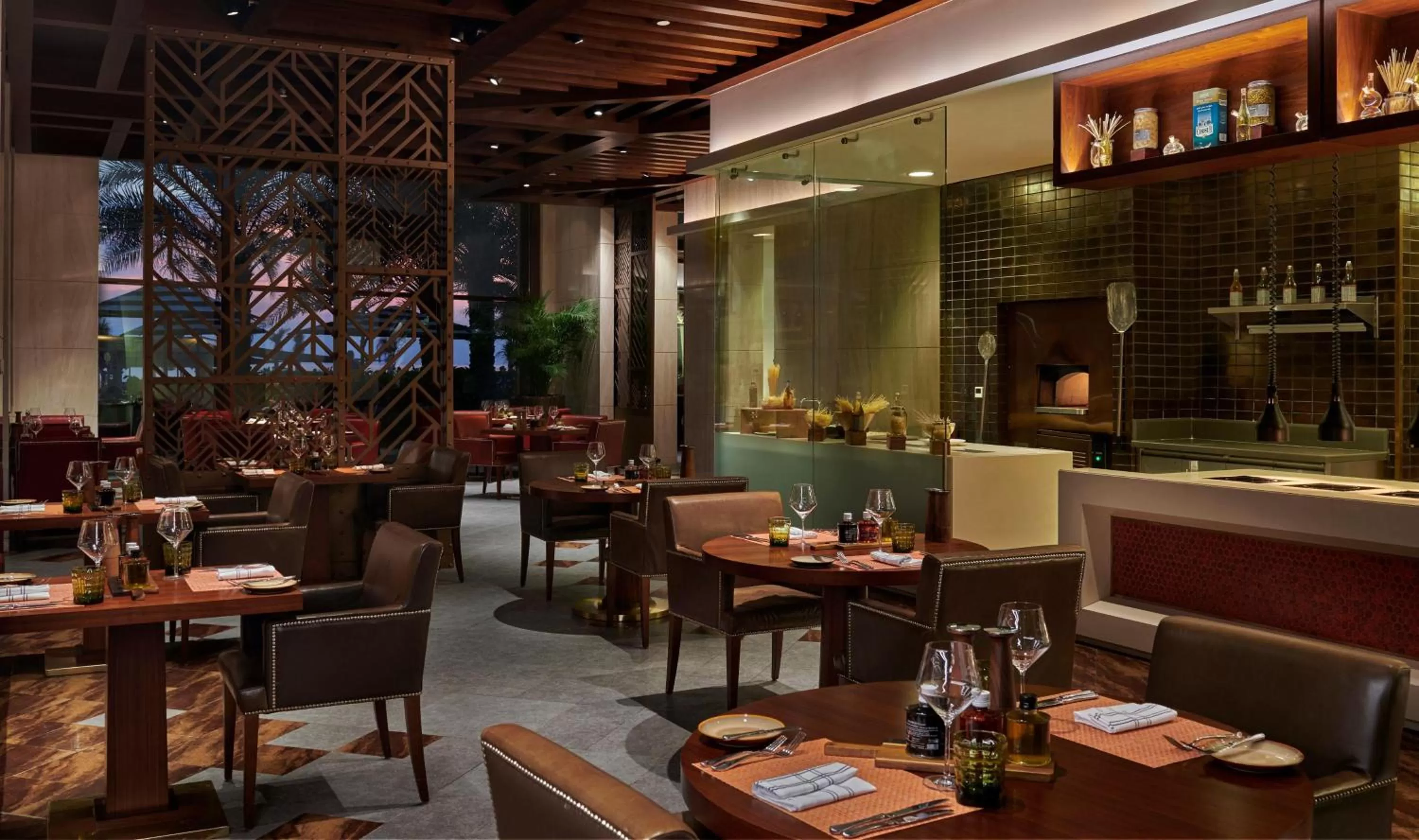 Restaurant/places to eat in Fairmont Ajman