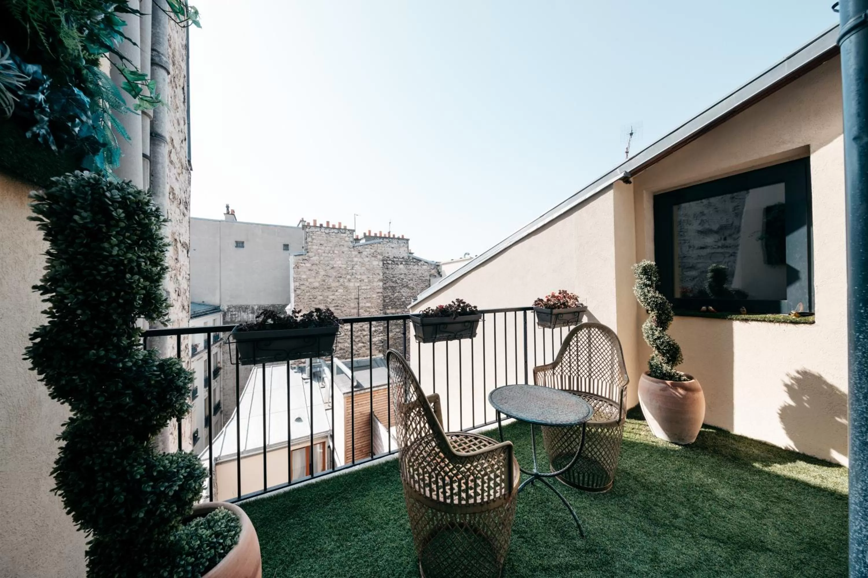 Patio in Le Temple De Jeanne