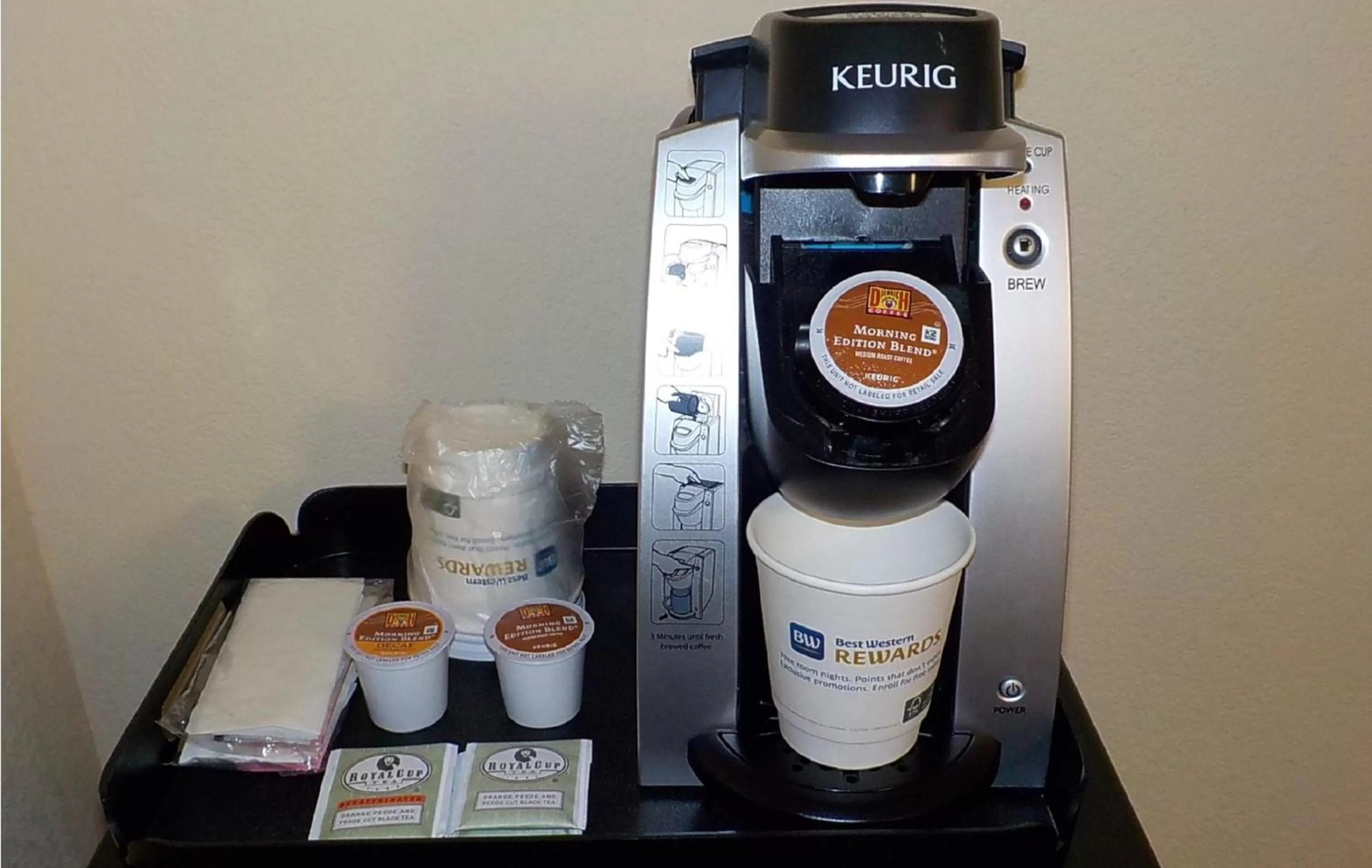 Coffee/tea facilities in Clarion Pointe Jacksonville near Camp Lejeune