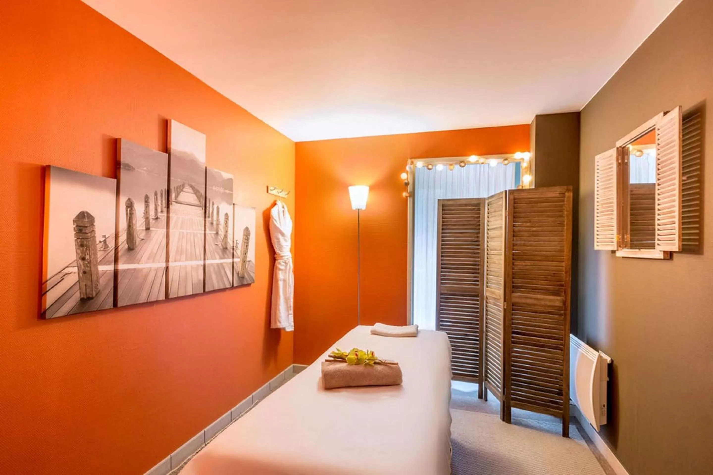 Spa and wellness centre/facilities, Bed in Best Western Hotel Nuit De Retz Nantes Sud