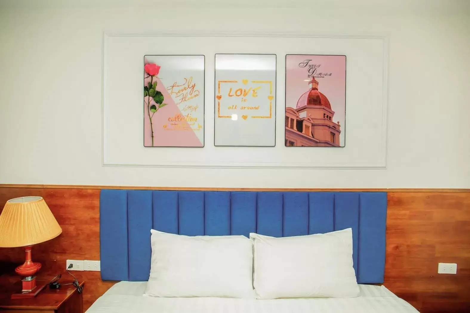 Double Room in Tam Coc Center Luxury Hotel & Villa Double Room in Tam Coc Center Luxury Hotel & Villa