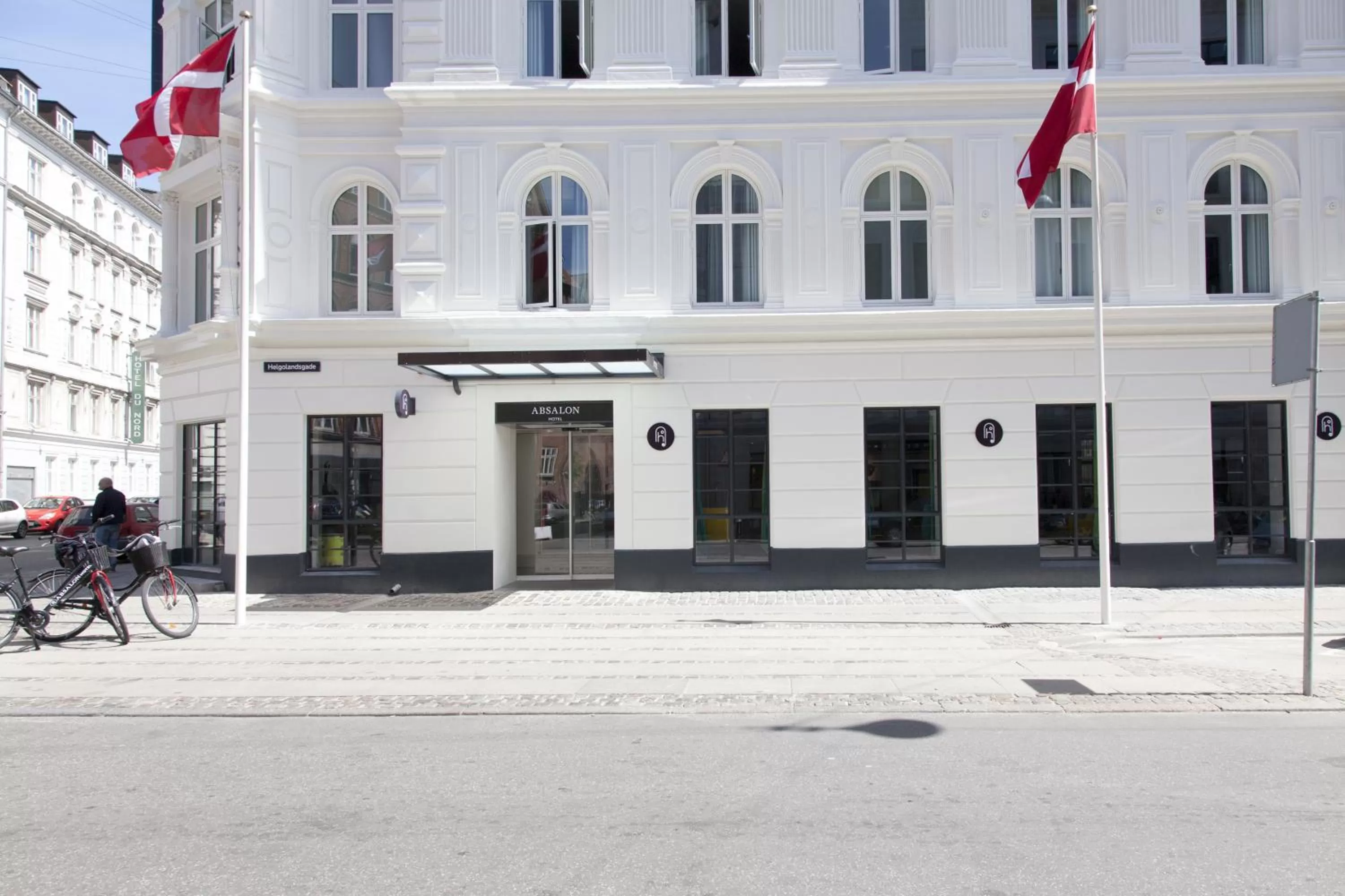 Facade/entrance in Absalon Hotel