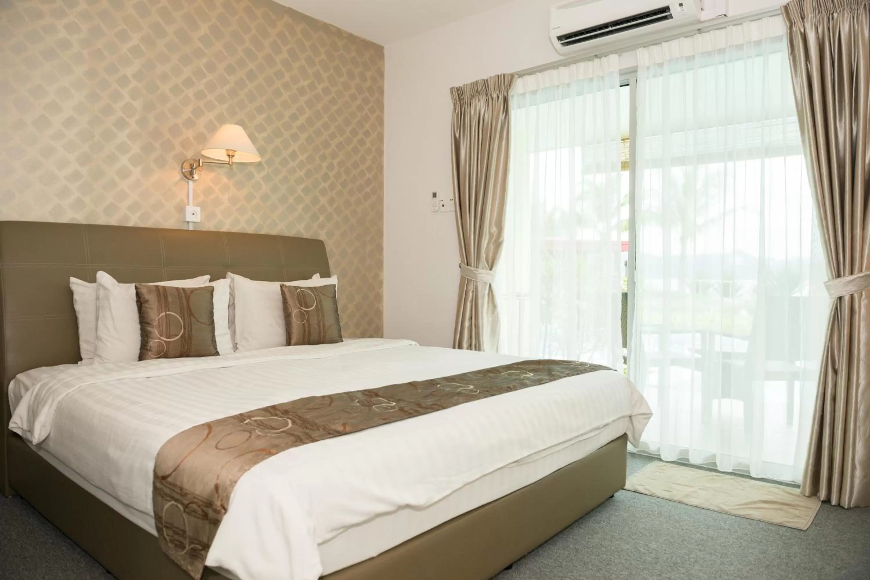 Bed in The Ocean Residence Langkawi