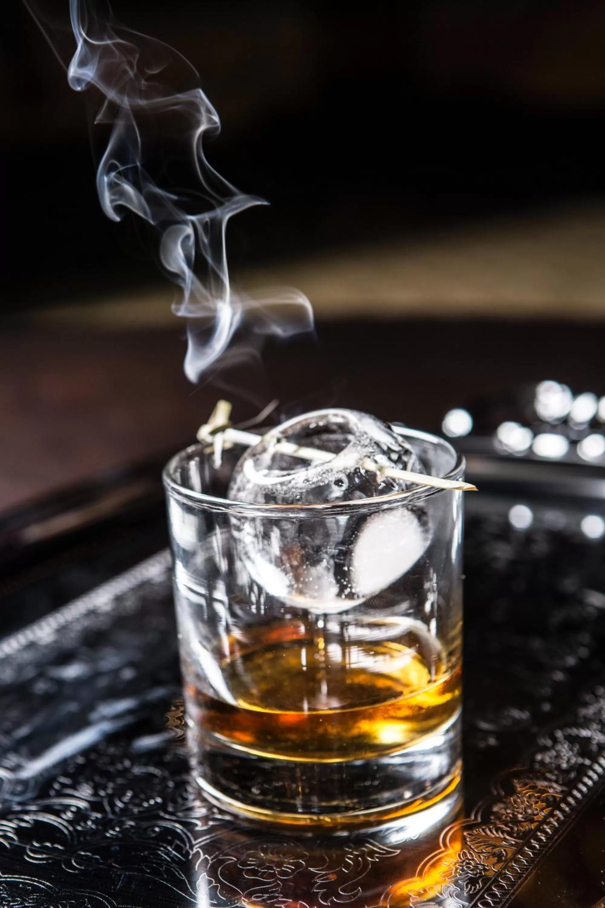 Alcoholic drinks in The Ivey's Hotel