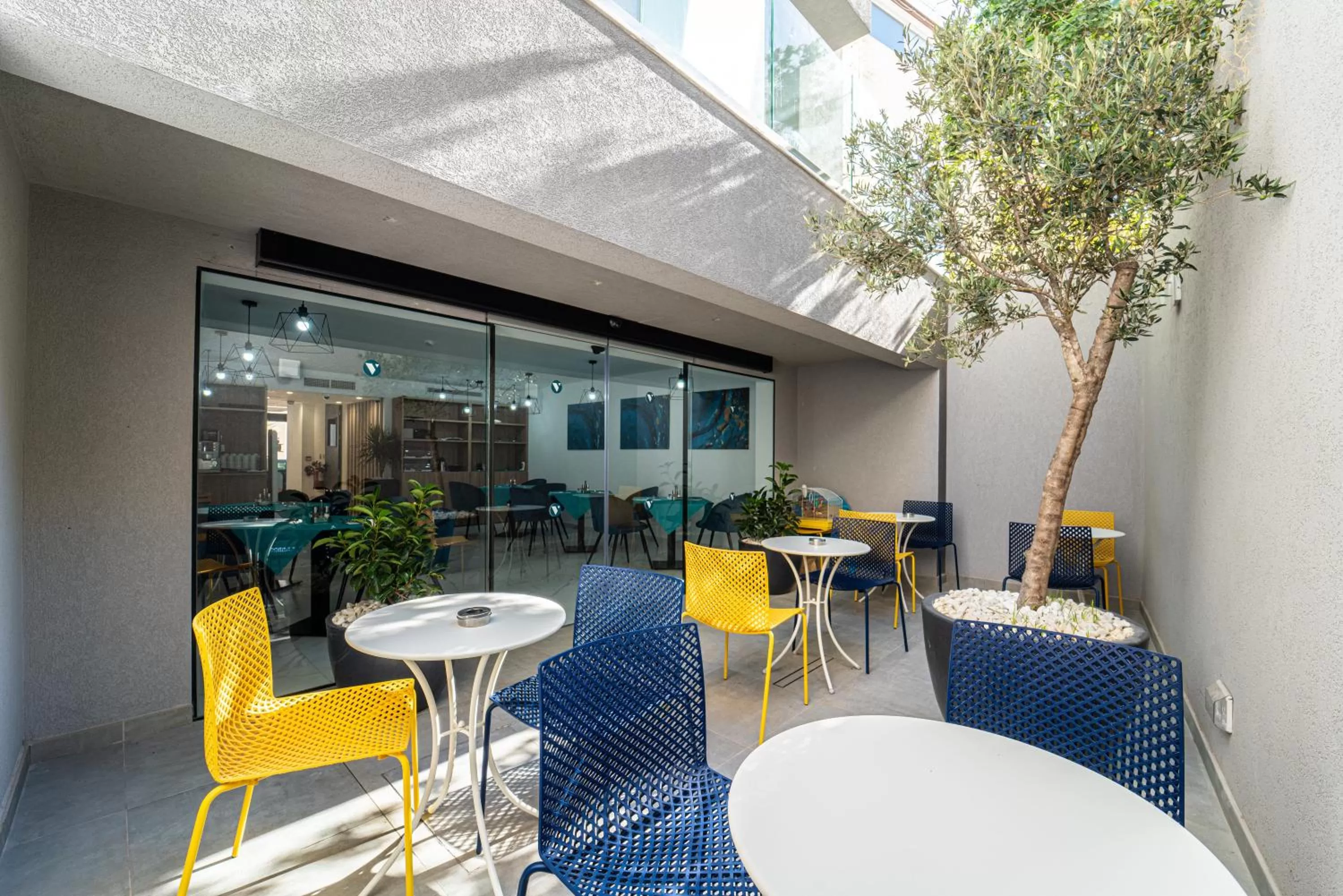 Patio in Flamingo Hotel Malta