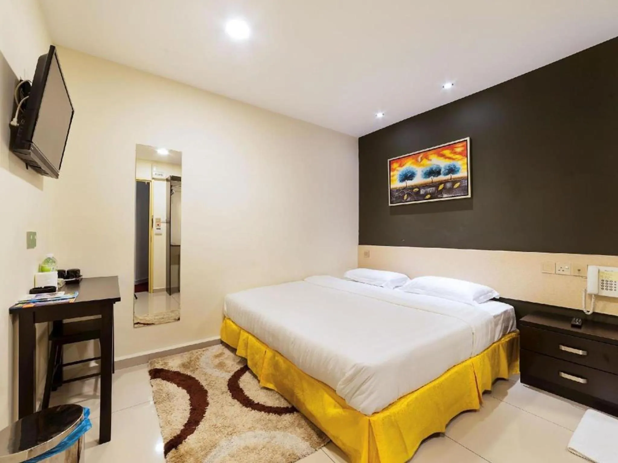 Bed in One Avenue Hotel