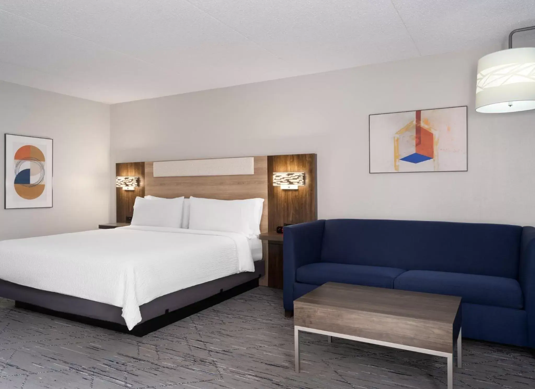 King Suite in Holiday Inn Express Indianapolis Airport by IHG King Suite in Holiday Inn Express Indianapolis Airport by IHG