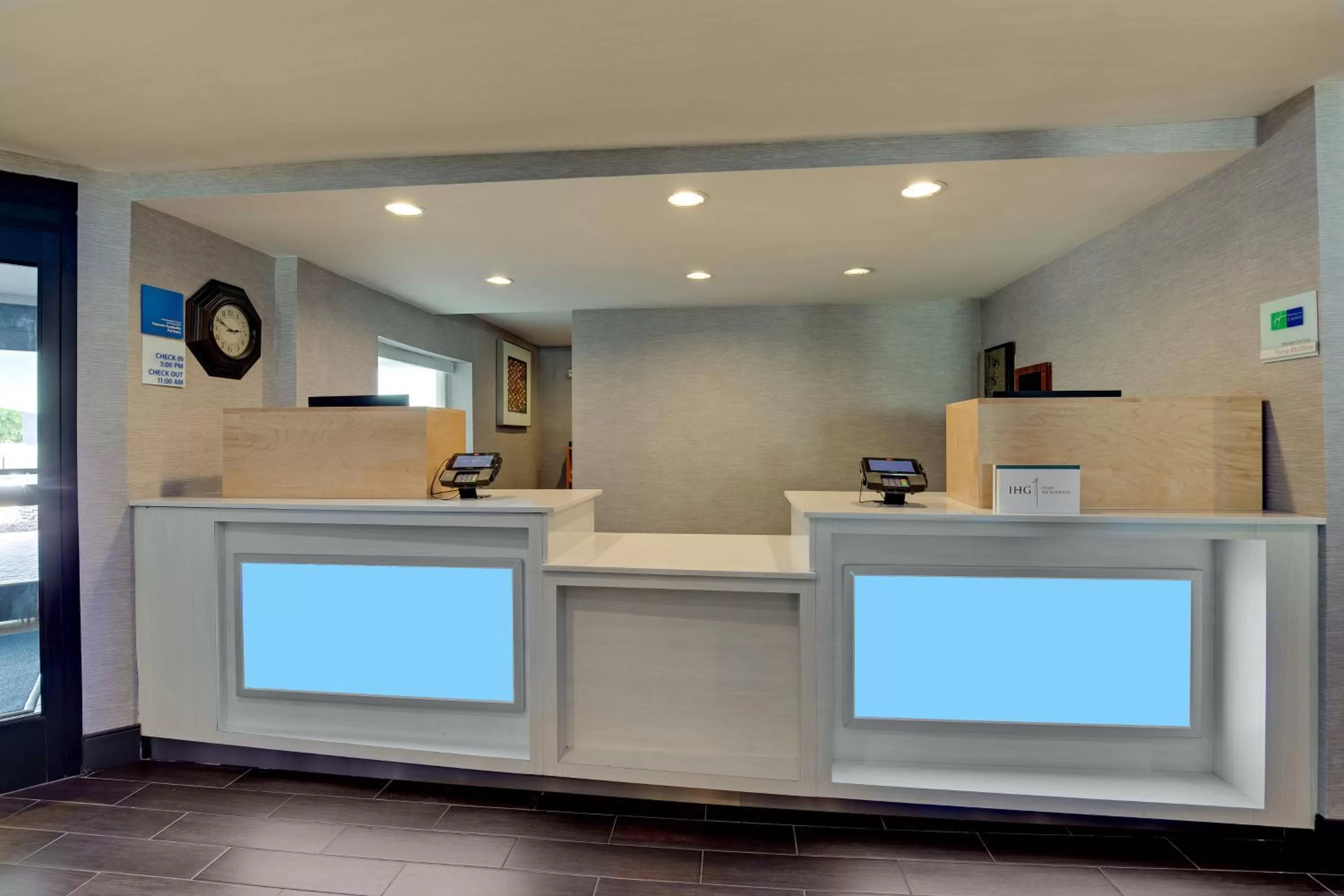 Property building in Holiday Inn Express Nashville W-I40 by IHG