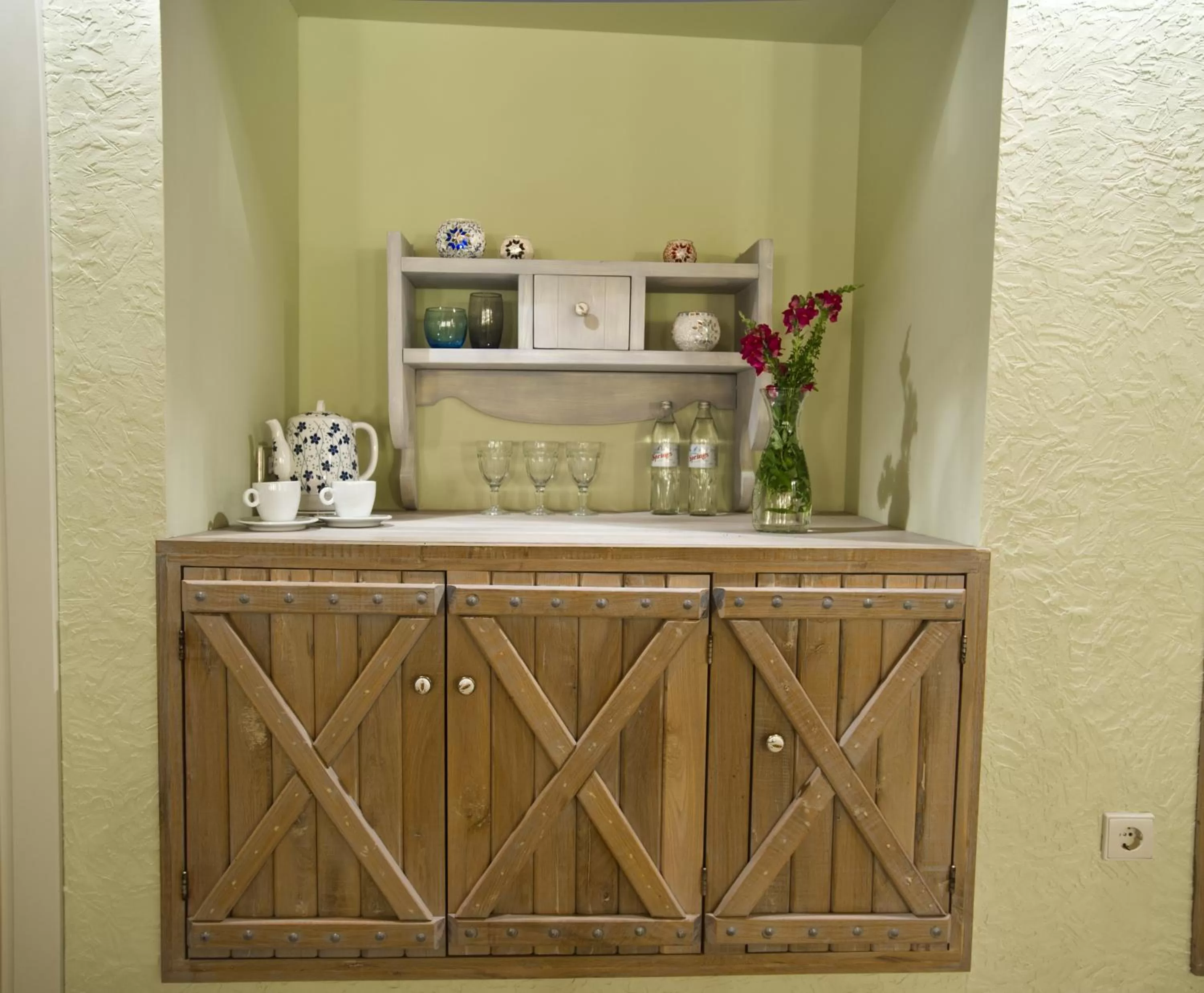 Coffee/tea facilities in No12 Boutique Hotel