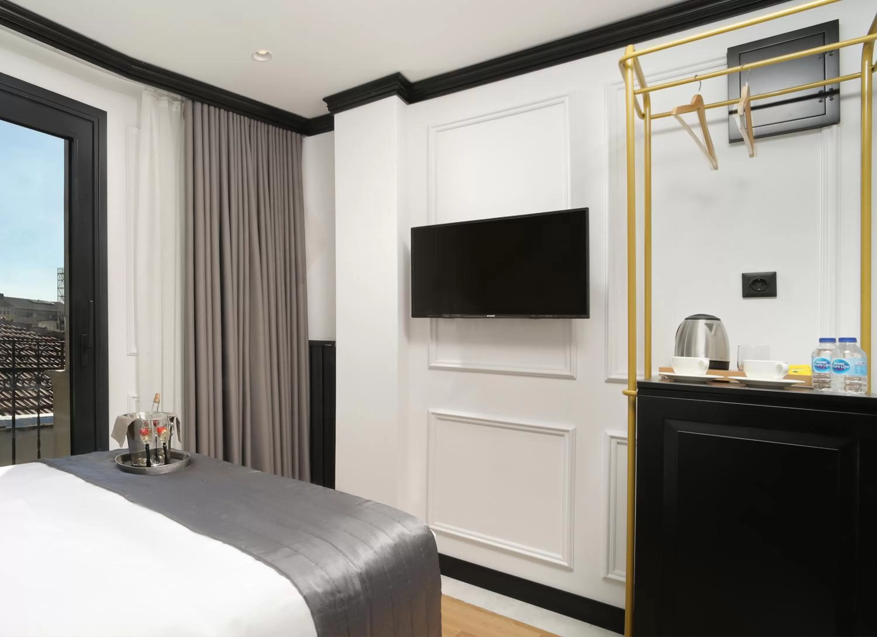 Massage, Bed in The Trinity Hotel Taksim - Special Category