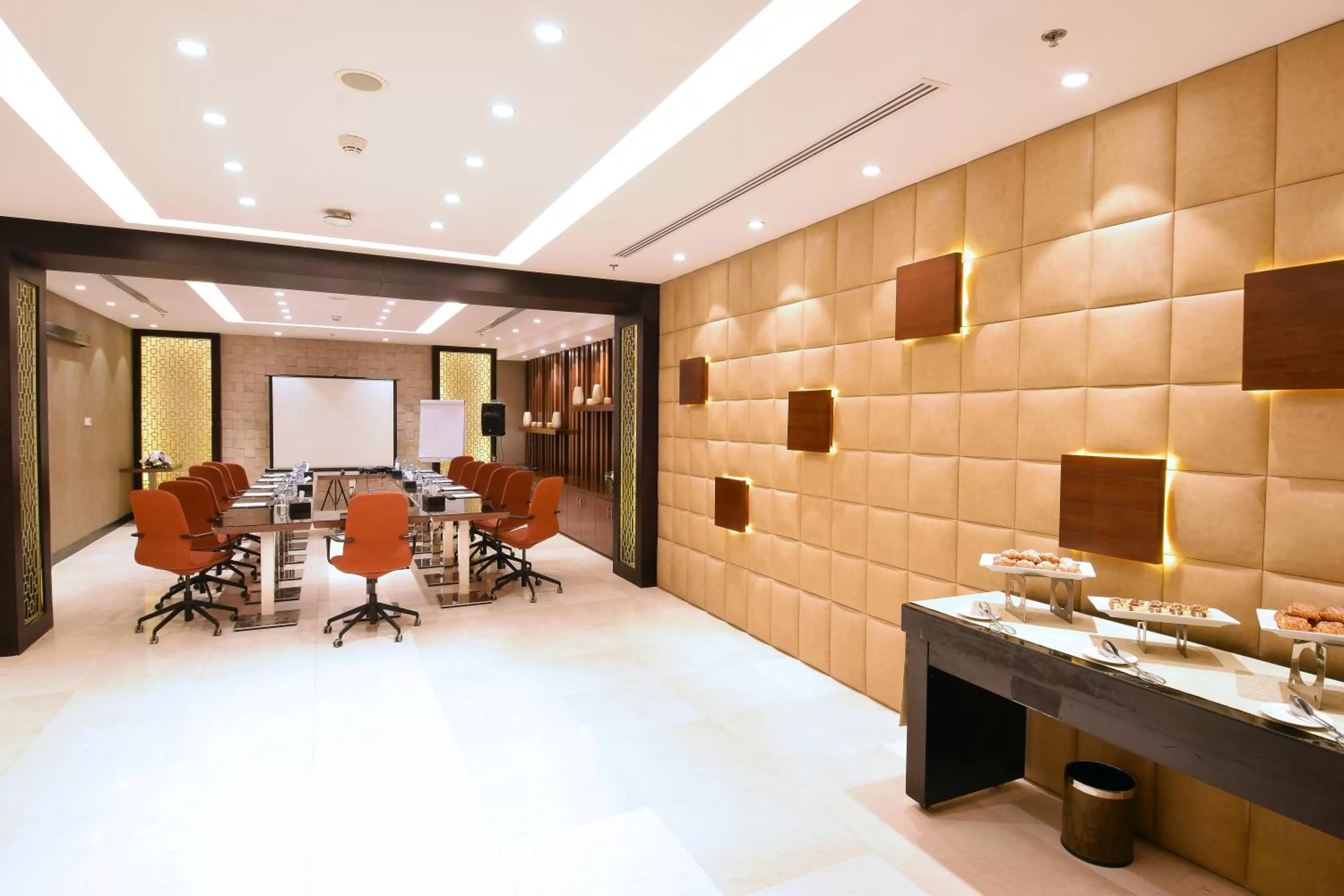 Business facilities in Best Western Plus Fursan