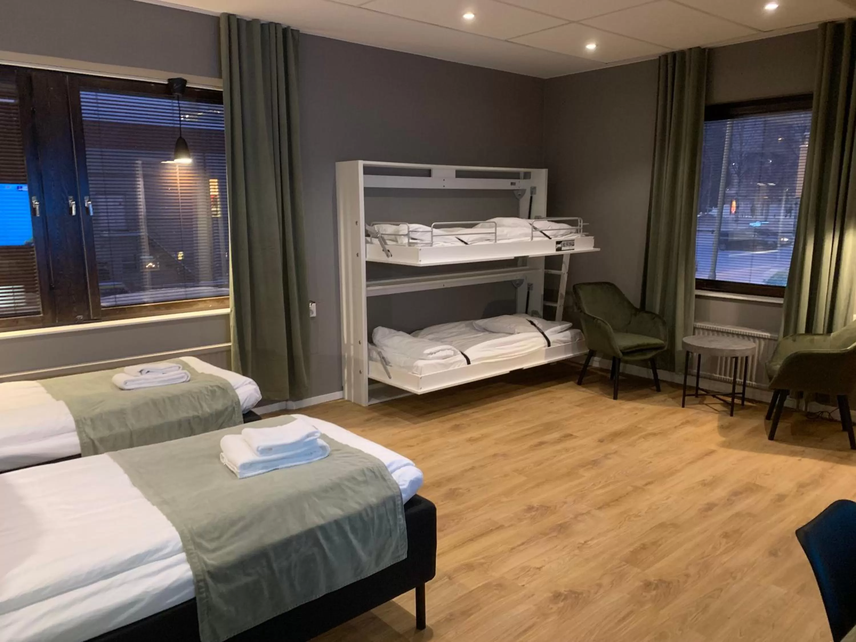 bunk bed, Bed in Hotel B&B Gränden