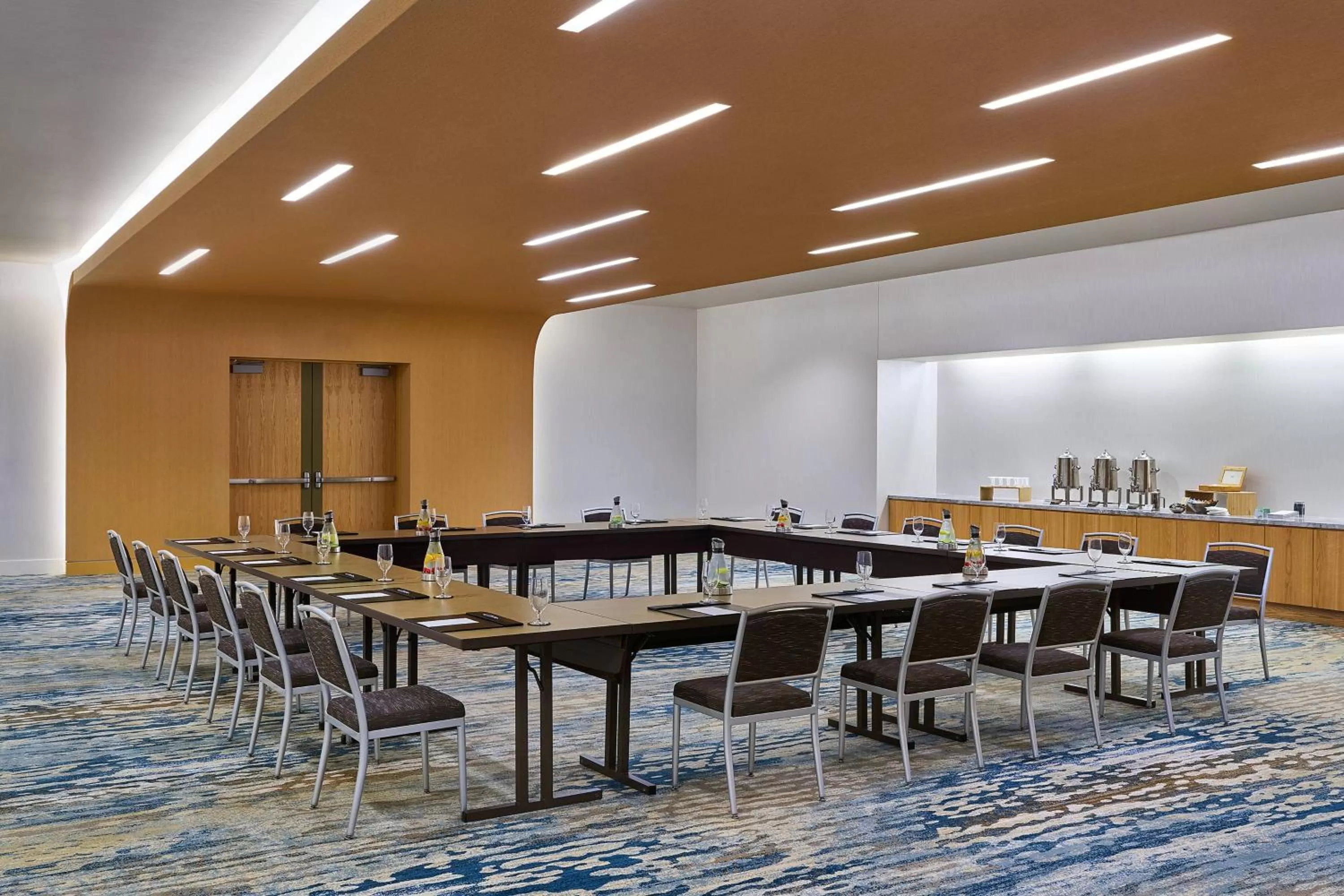 Meeting/conference room in The Westin Denver International Airport