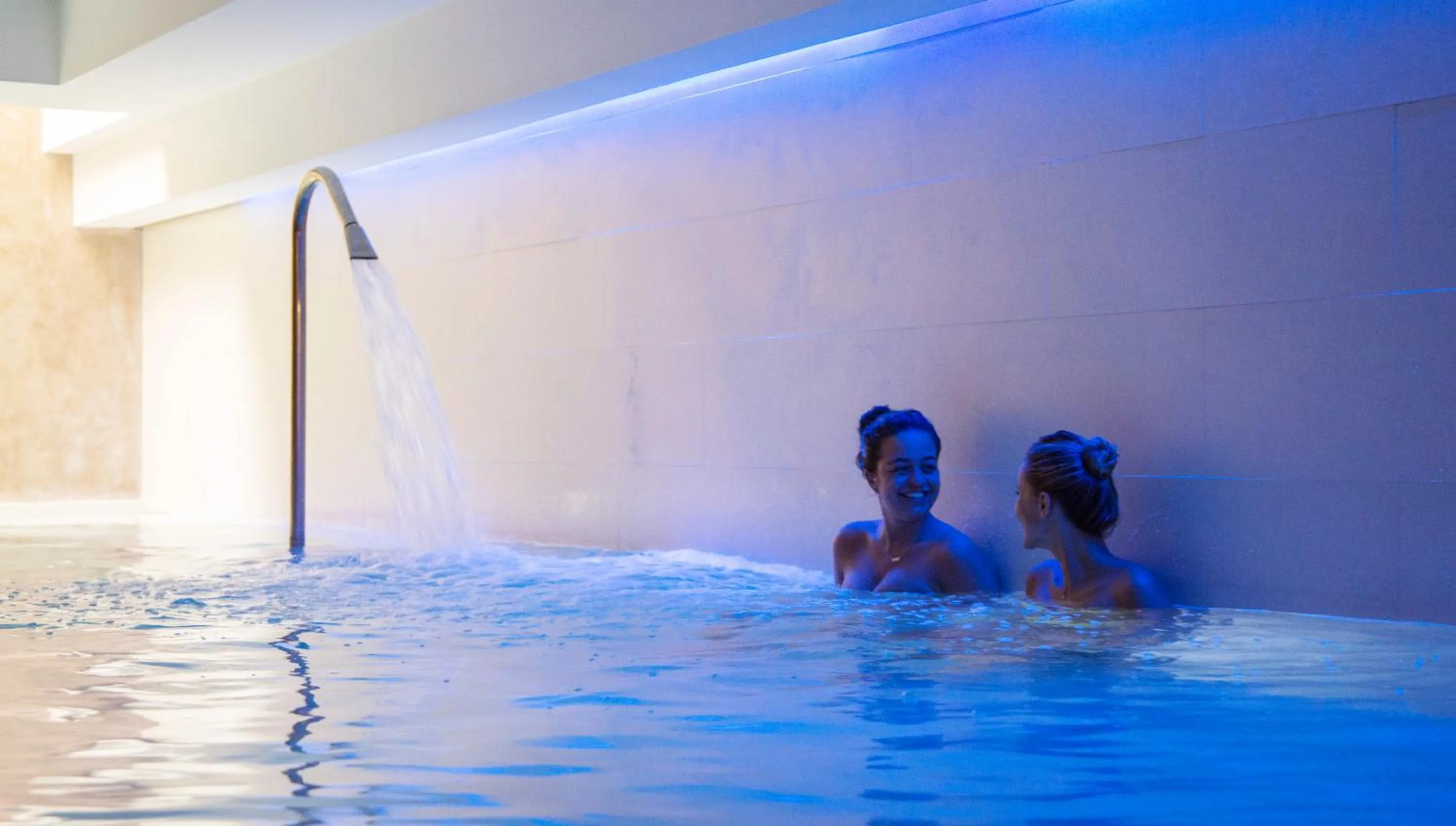 Spa and wellness centre/facilities in Hôtel Montaigne & Spa - Cannes Centre