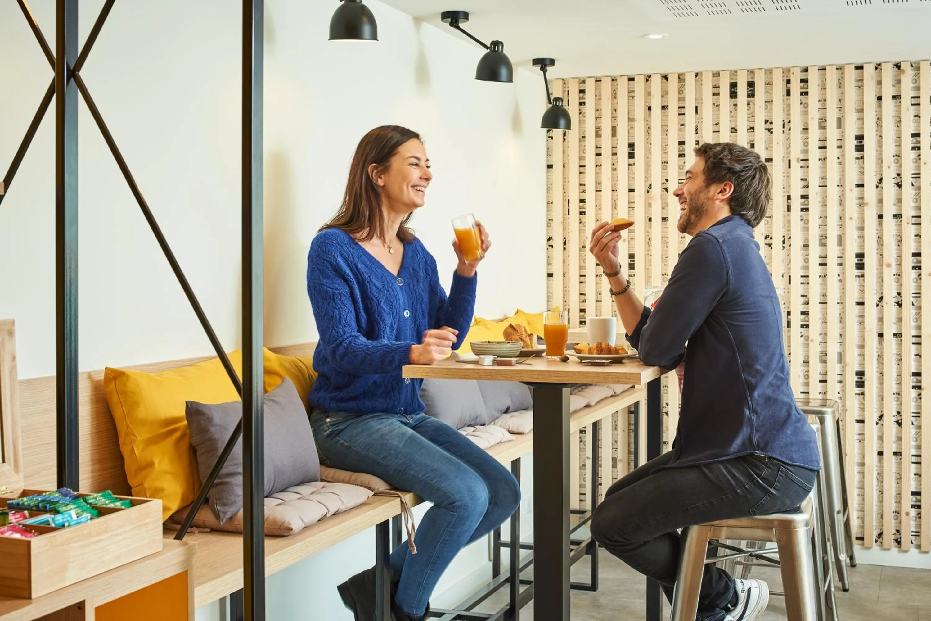 Breakfast in Aparthotel Adagio Access Paris Saint-Denis Pleyel
