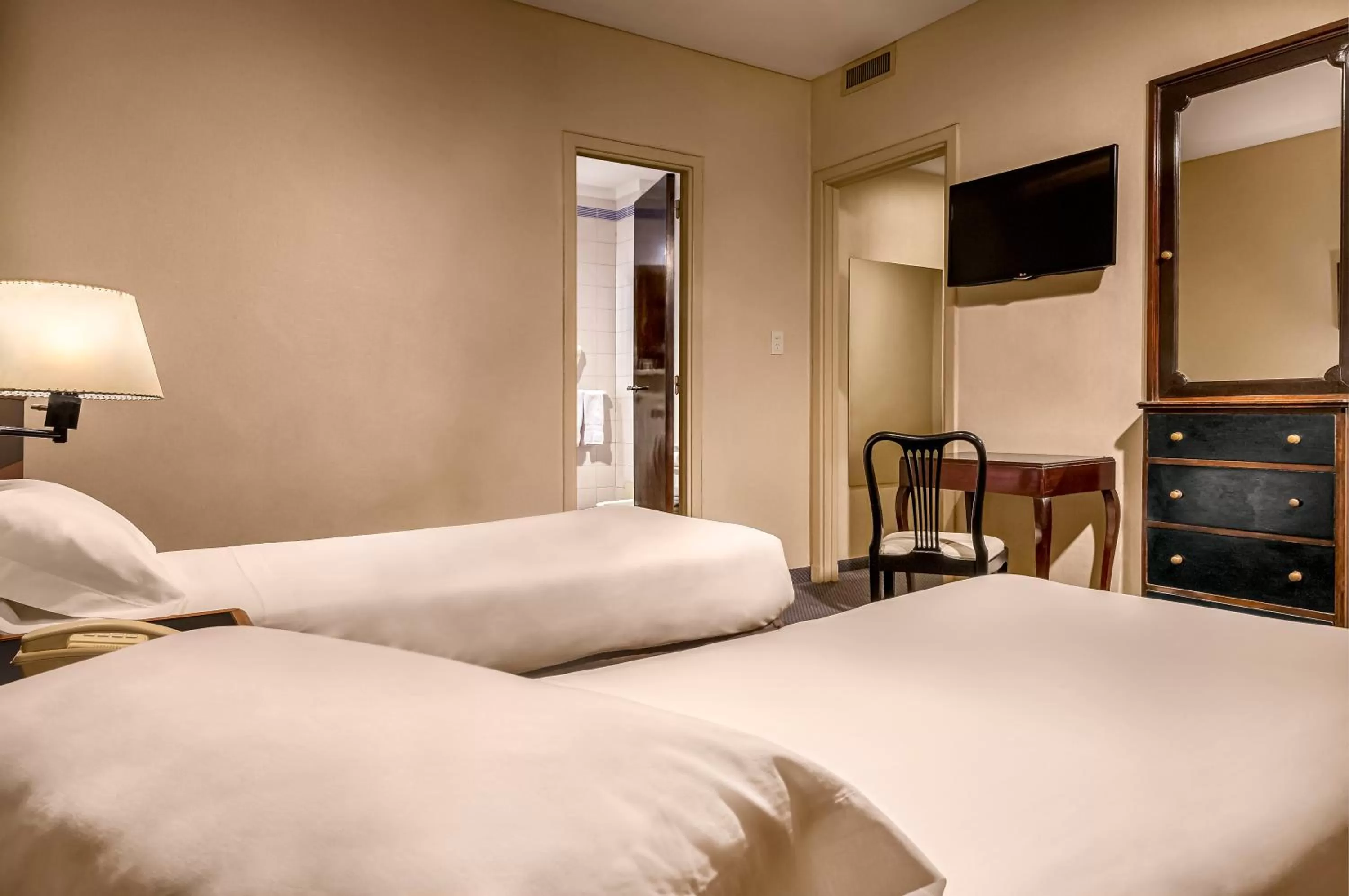 Bed in Gran Hotel Argentino