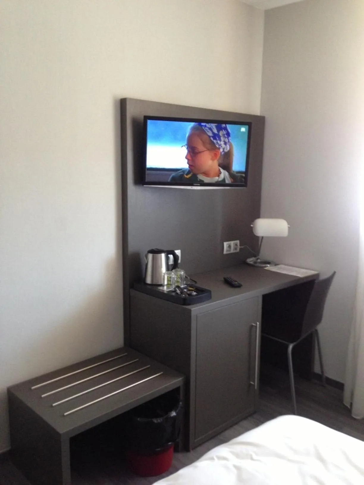 Seating area, Bed in Logis Hôtel Le Mas De Jossyl