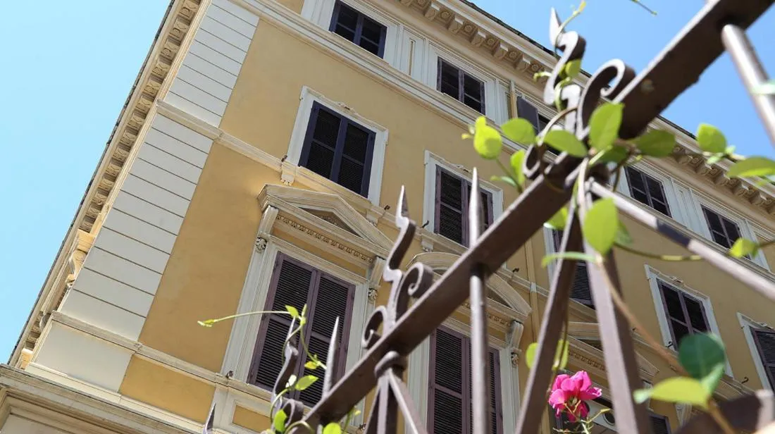 Property building in Roma Room Hotel