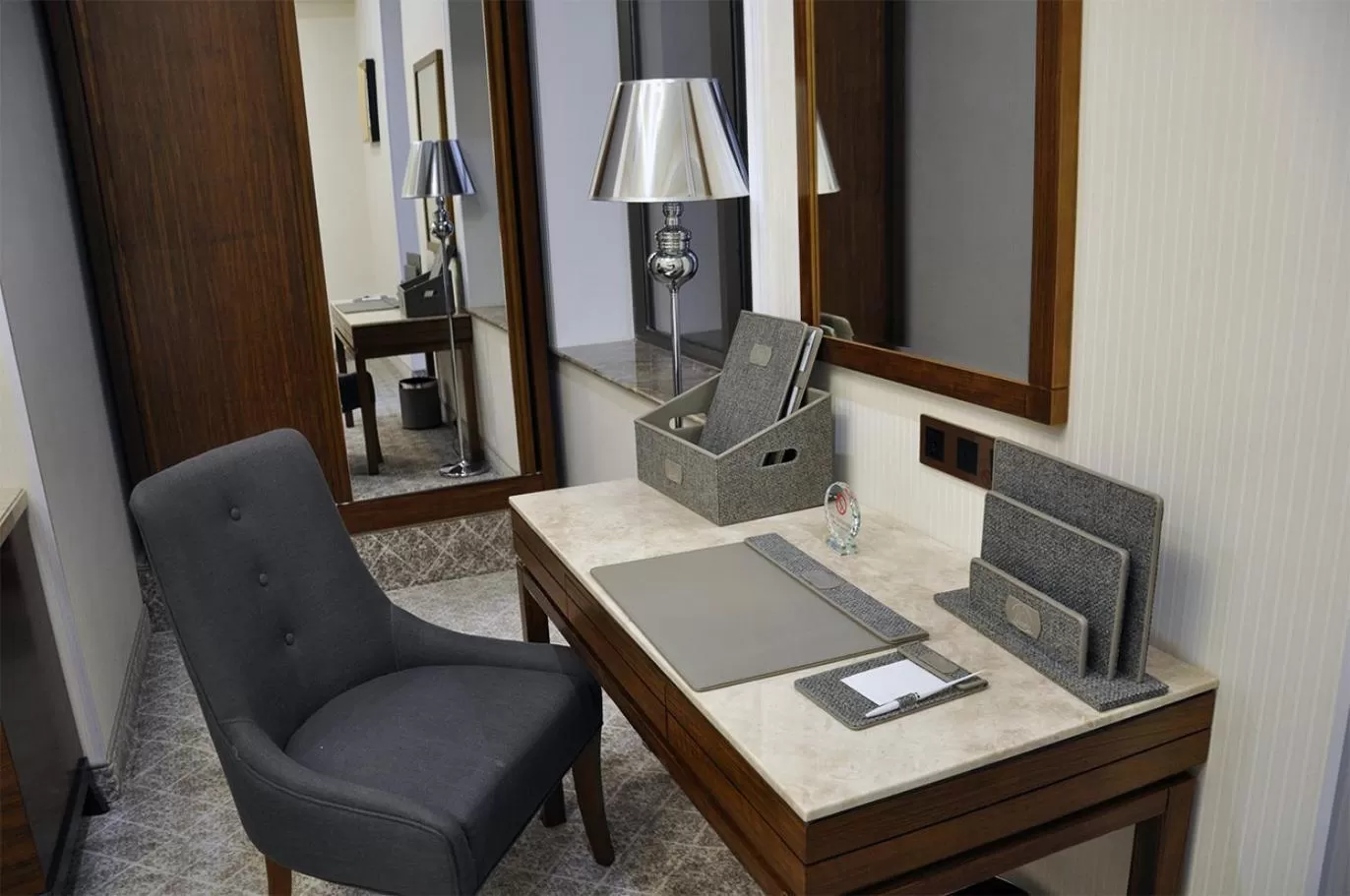 Parliament Palace Hotel