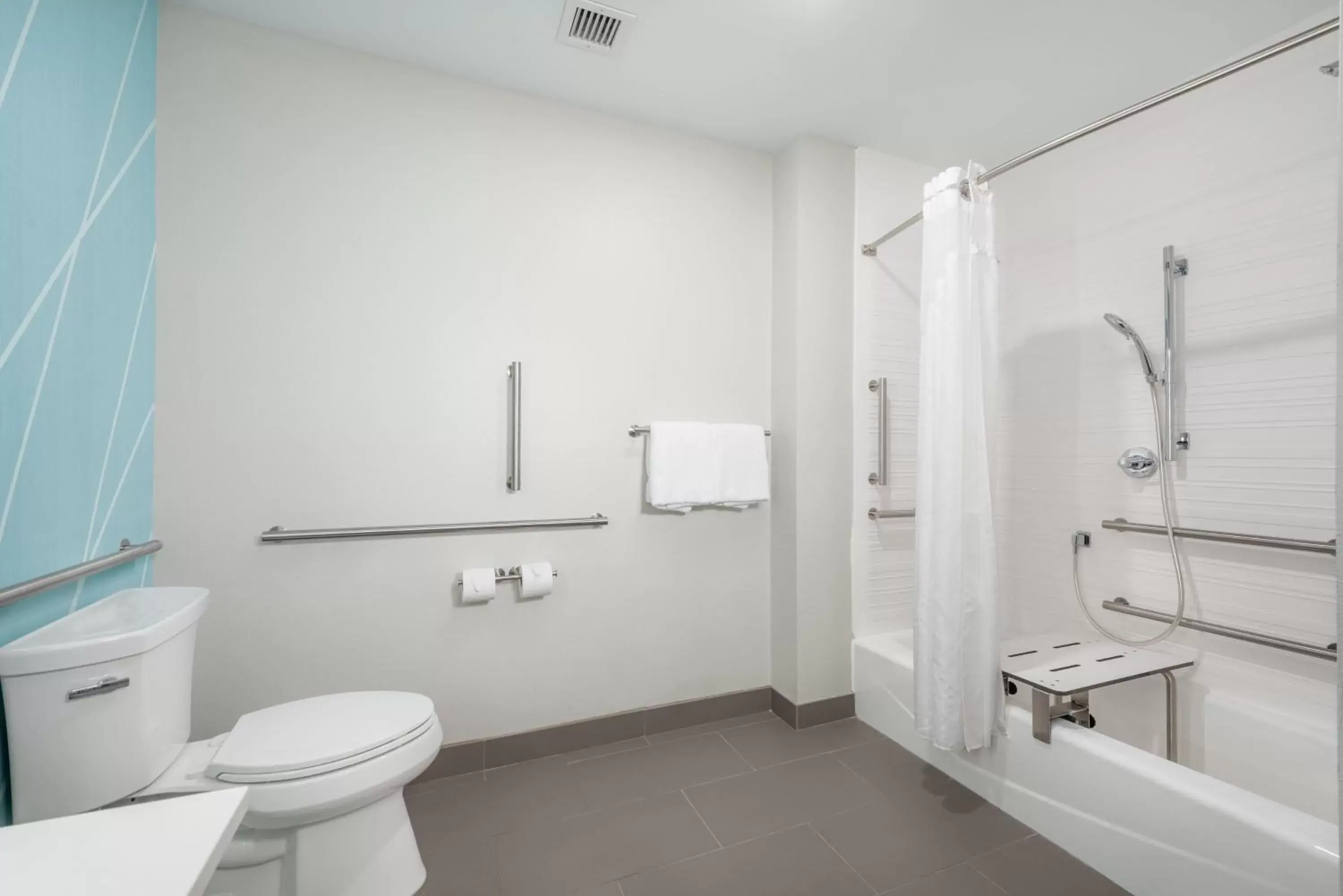 King Room - Mobility Access Tub - Non-Smoking in avid hotel Nashville - Lebanon an IHG Hotel King Room - Mobility Access Tub - Non-Smoking in avid hotel Nashville - Lebanon an IHG Hotel