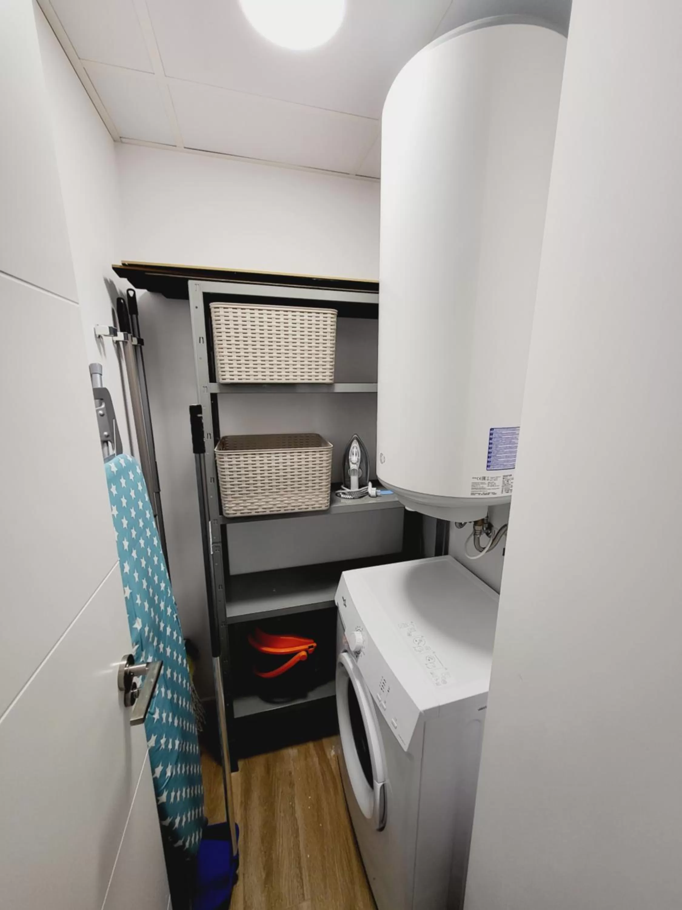 washing machine in Carbonell 1