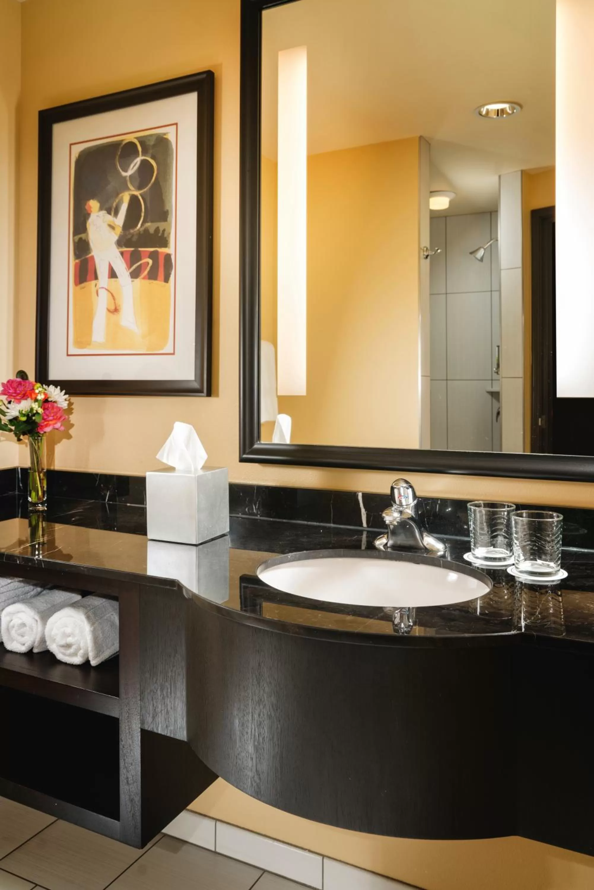 Bathroom in Staypineapple, The Maxwell Hotel, Seattle Center Seattle